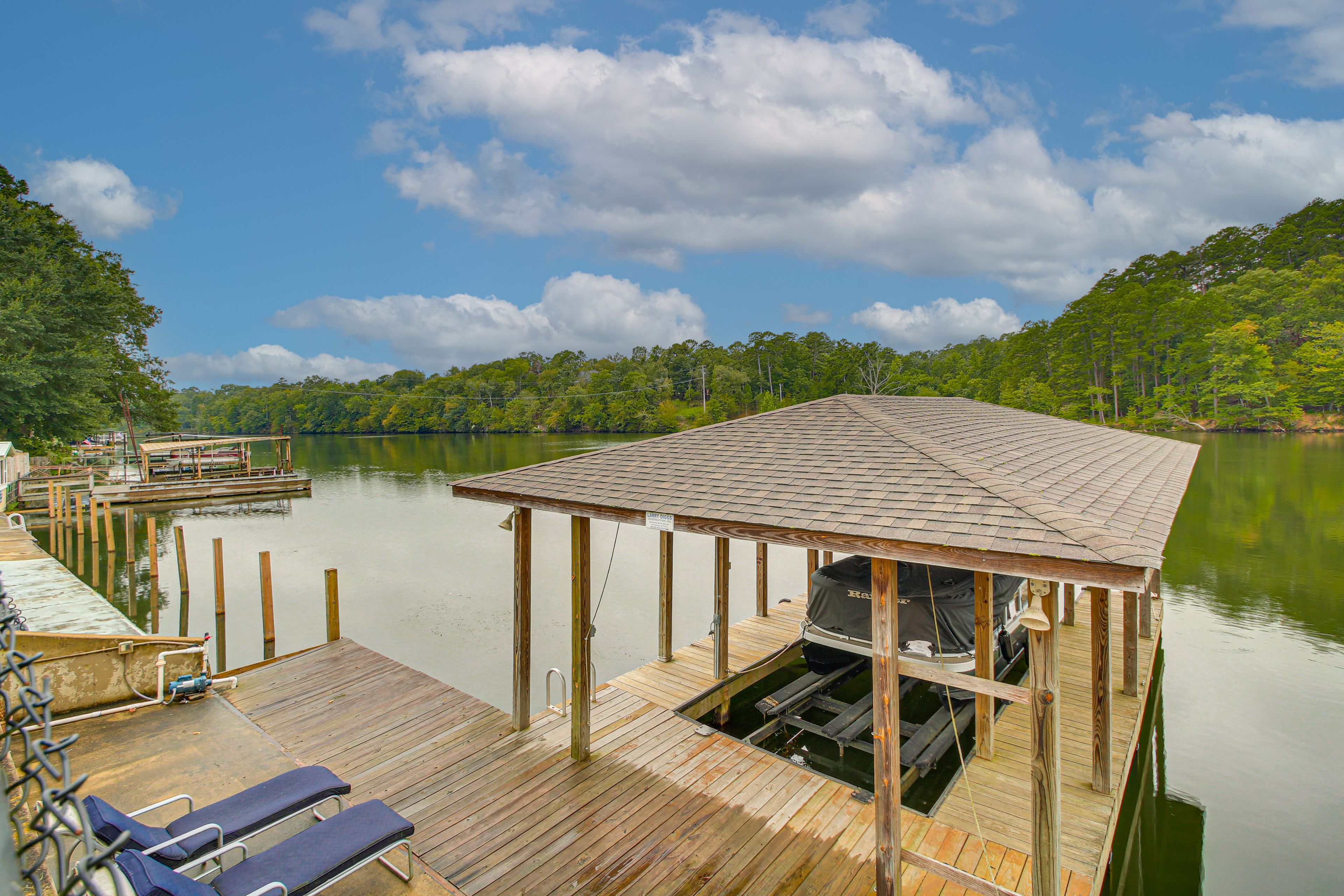 Hot Springs Vacation Rental | 5BR | 2.5BA | 2,122 Sq Ft | 5 Steps to Access