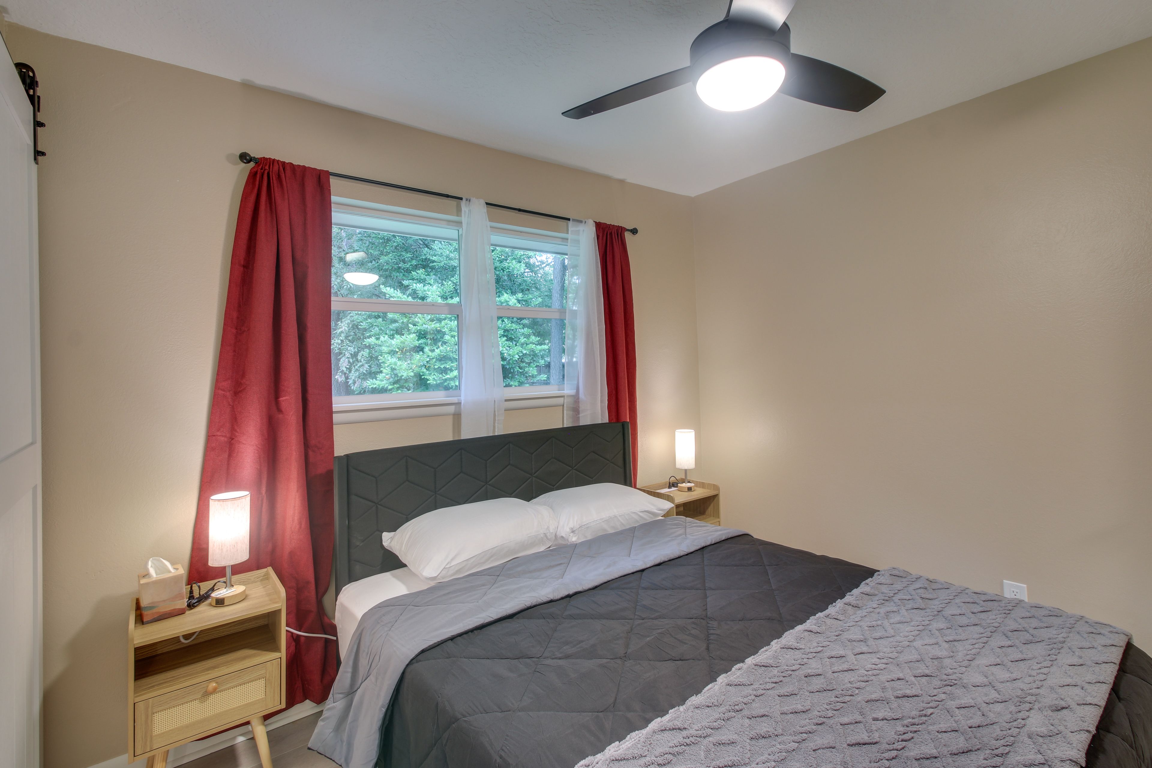 Bedroom 1 | Queen Bed | Linens Provided