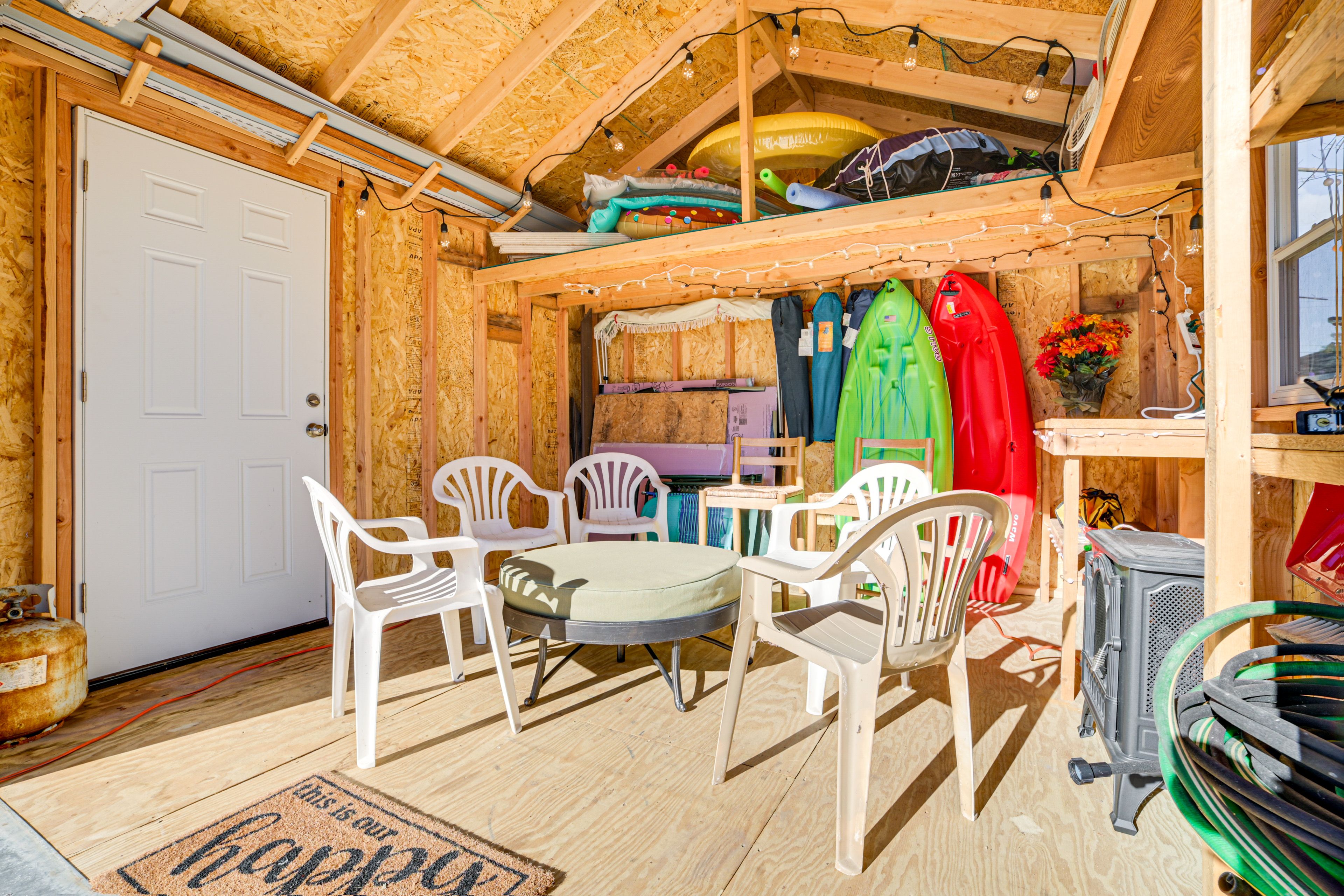 Shed | Electric Heater | Floaties