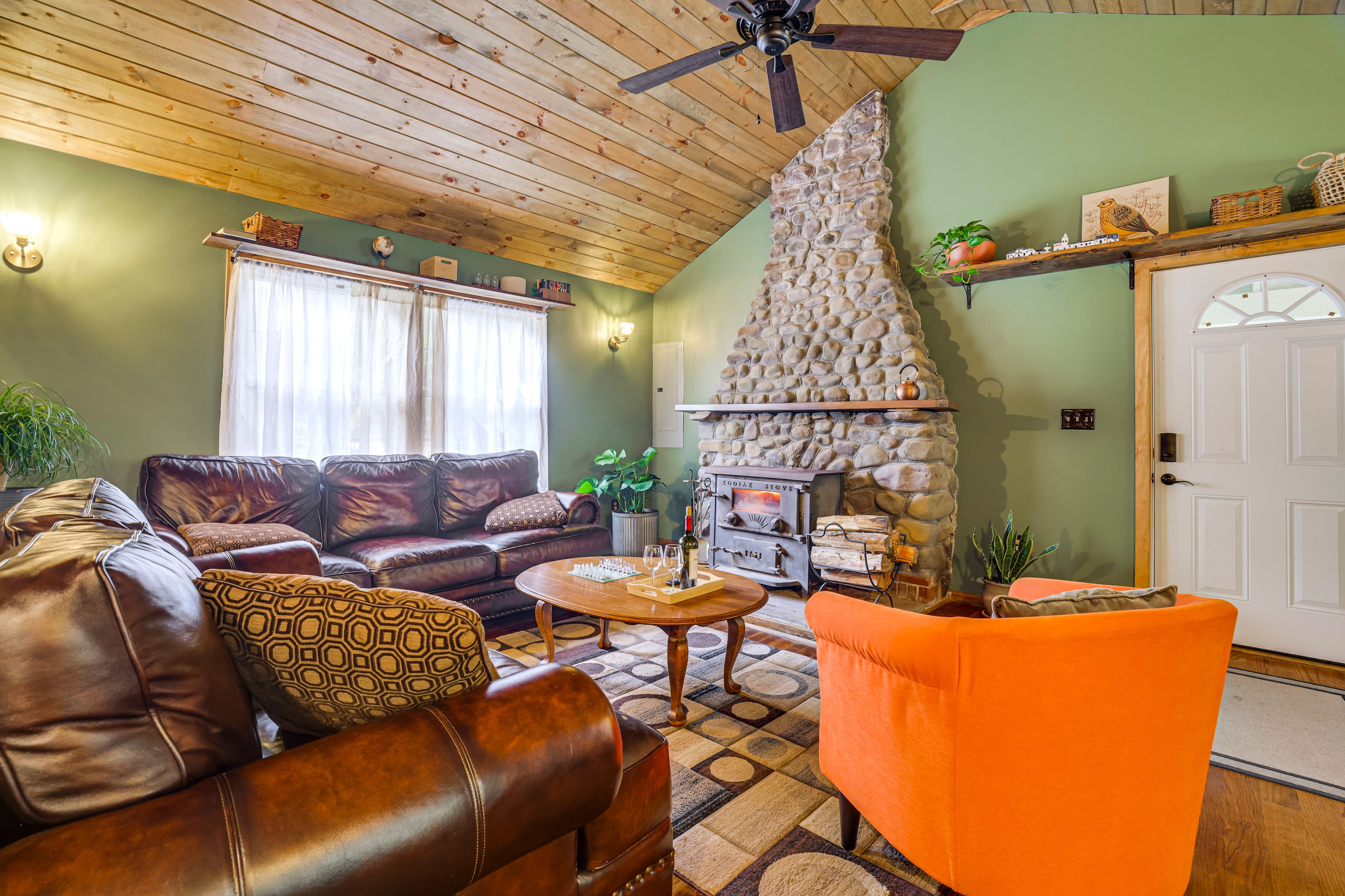 Living Room | Free WiFi | Central A/C & Heat | Wood-Burning Stove