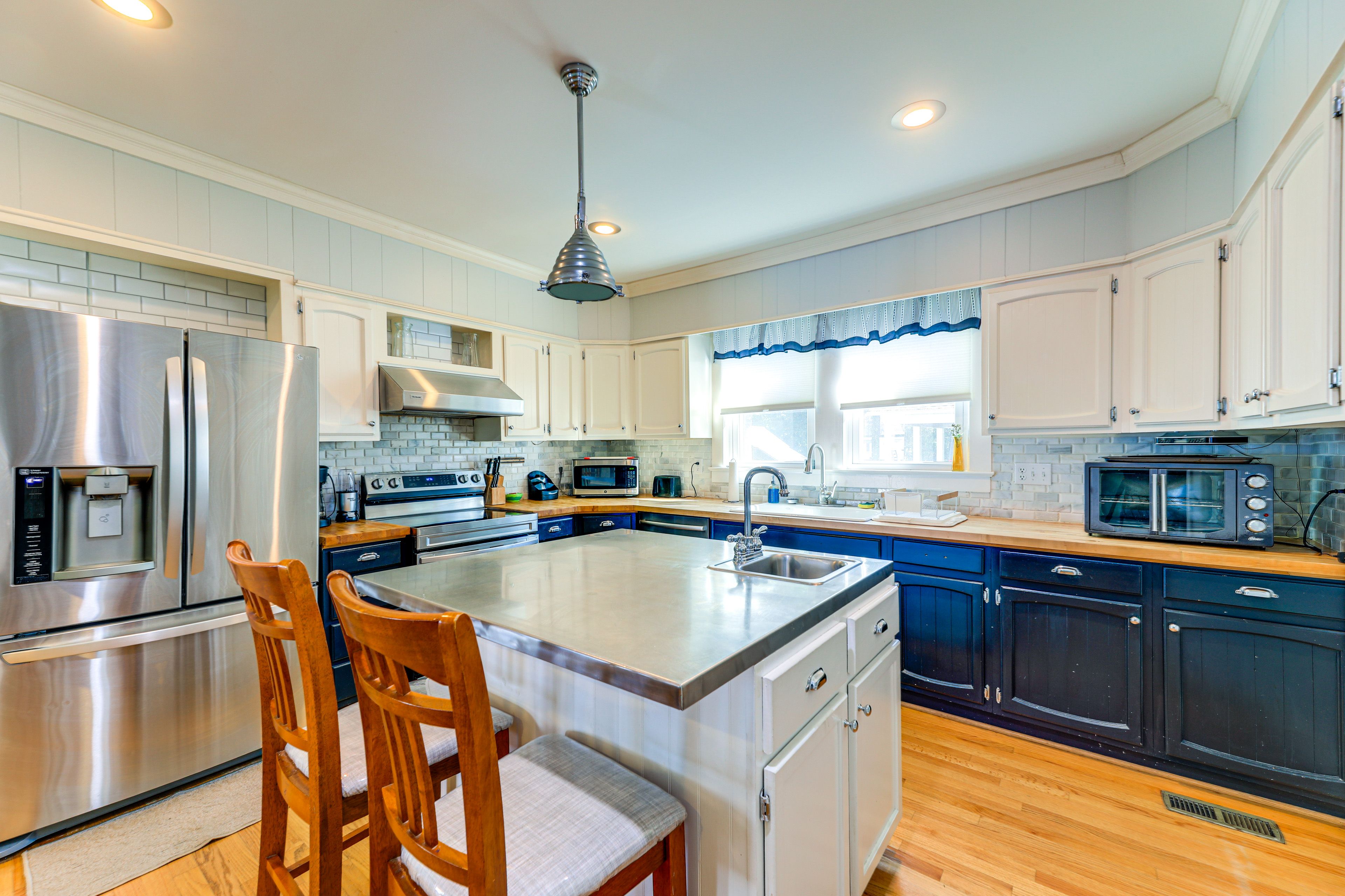 Kitchen | 1st Floor | Dishwasher