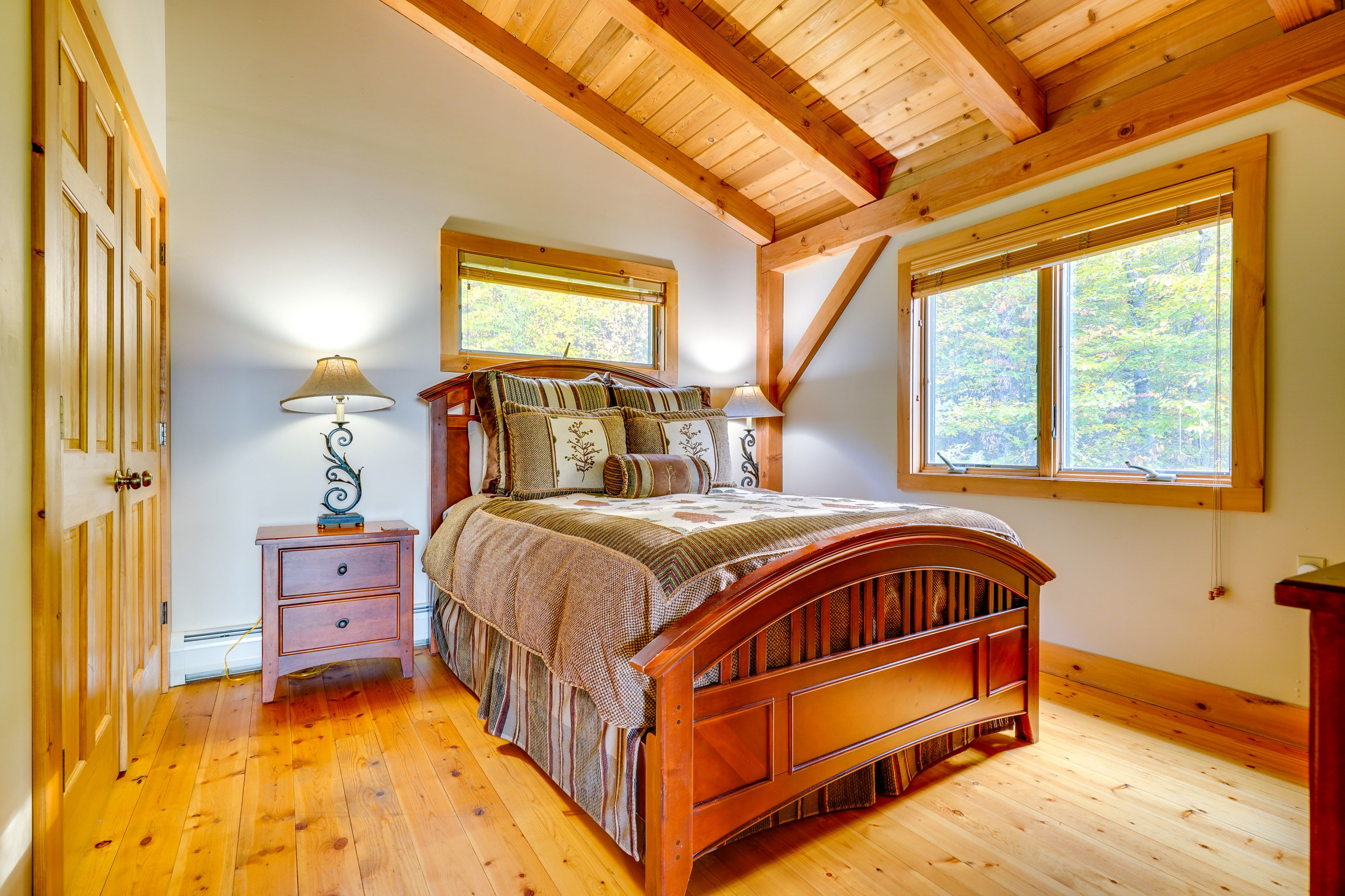 Bedroom 4 | King Bed | Upper Level