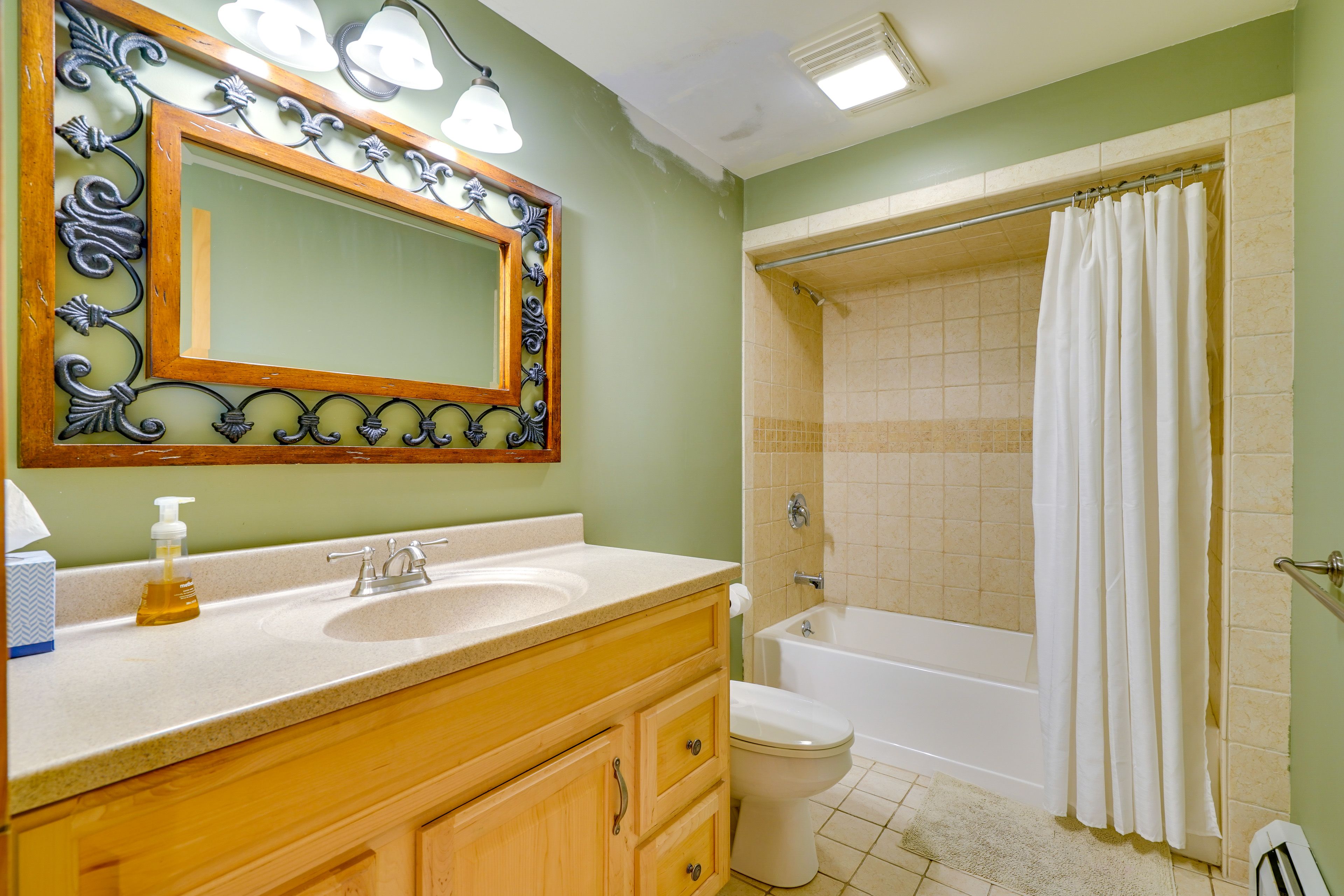 Full Bath | Lower Level