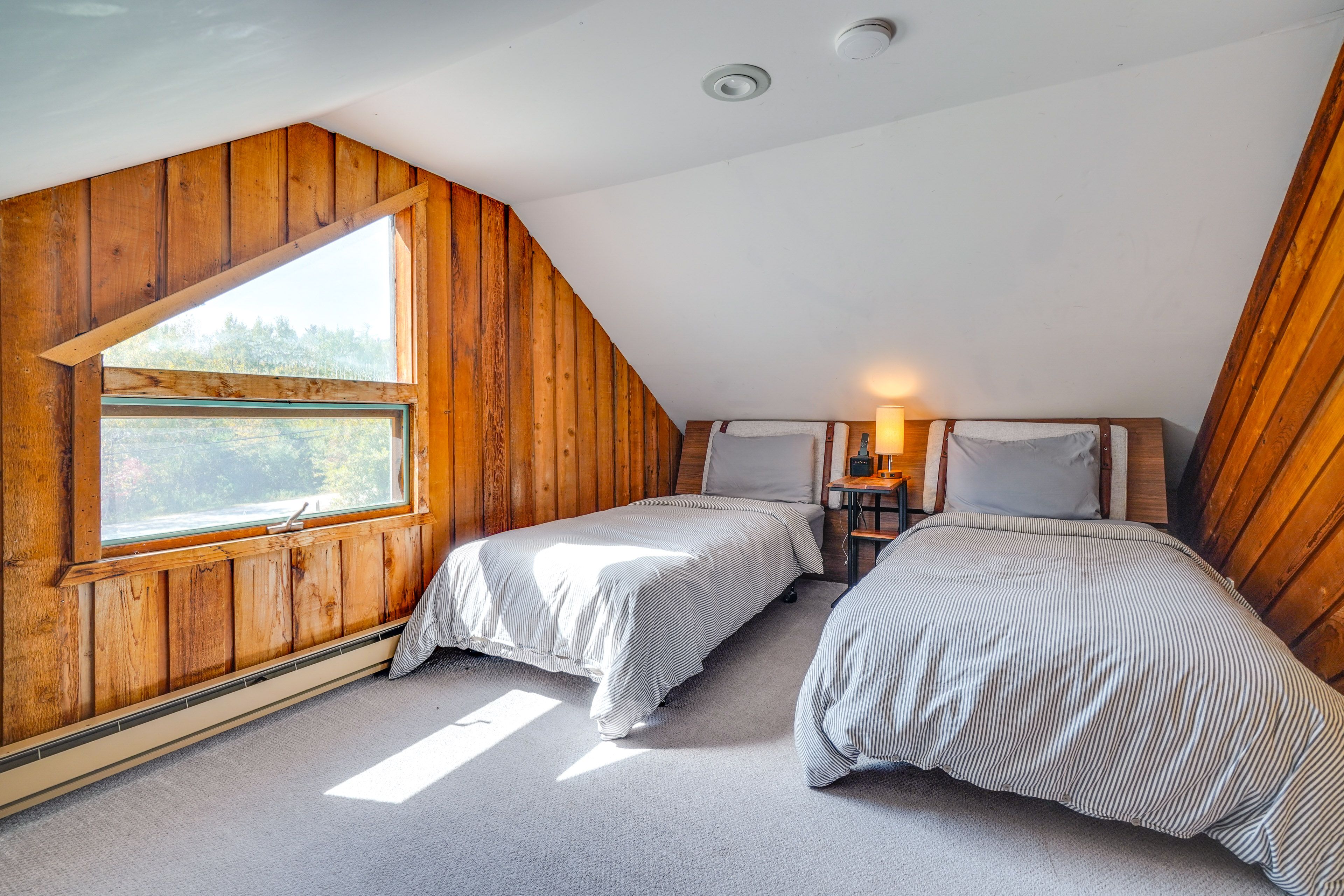 Bedroom 3 | 2 Twin Beds | 2nd Floor