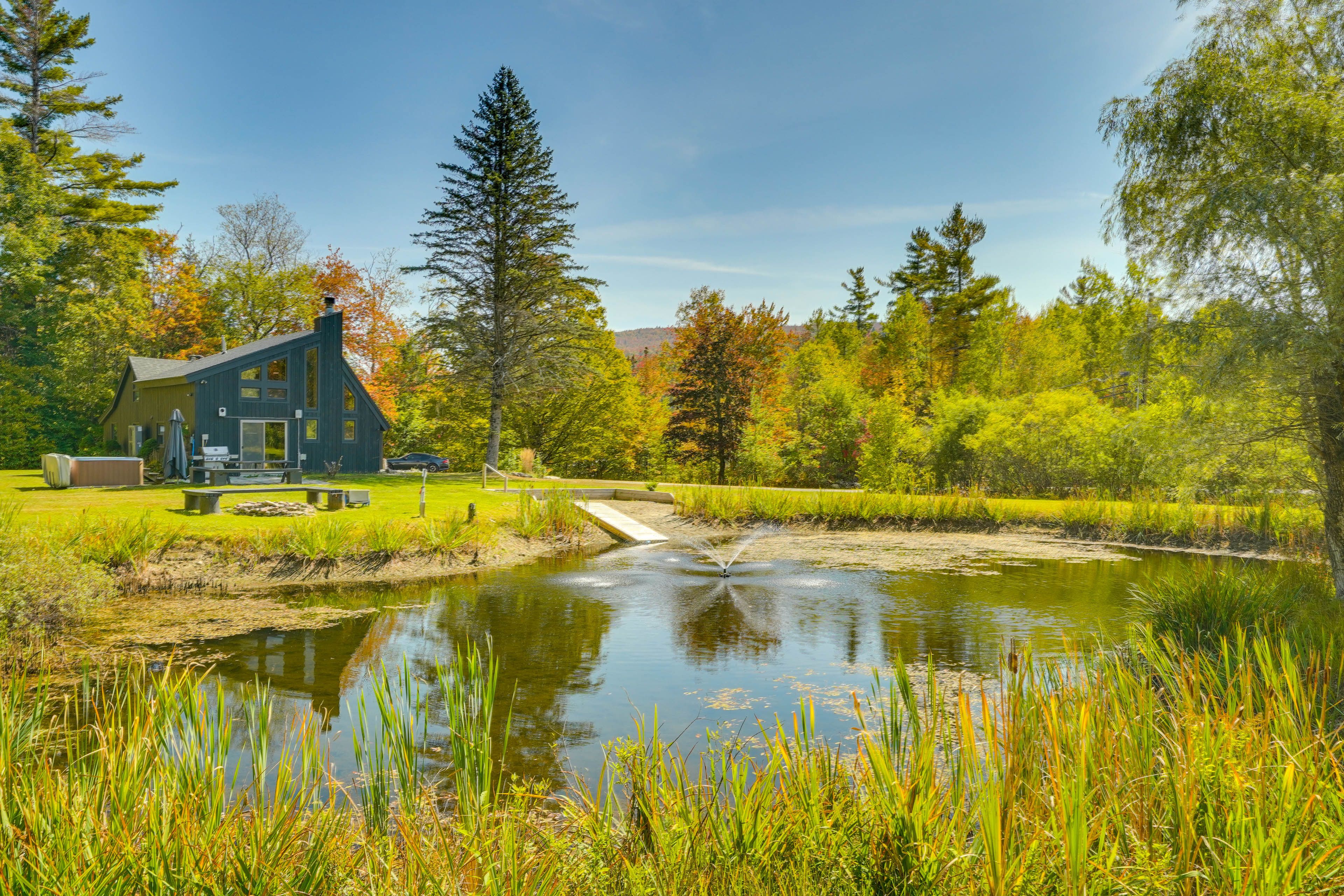 Pond View | Community Tennis Courts | Ski Shuttle Access