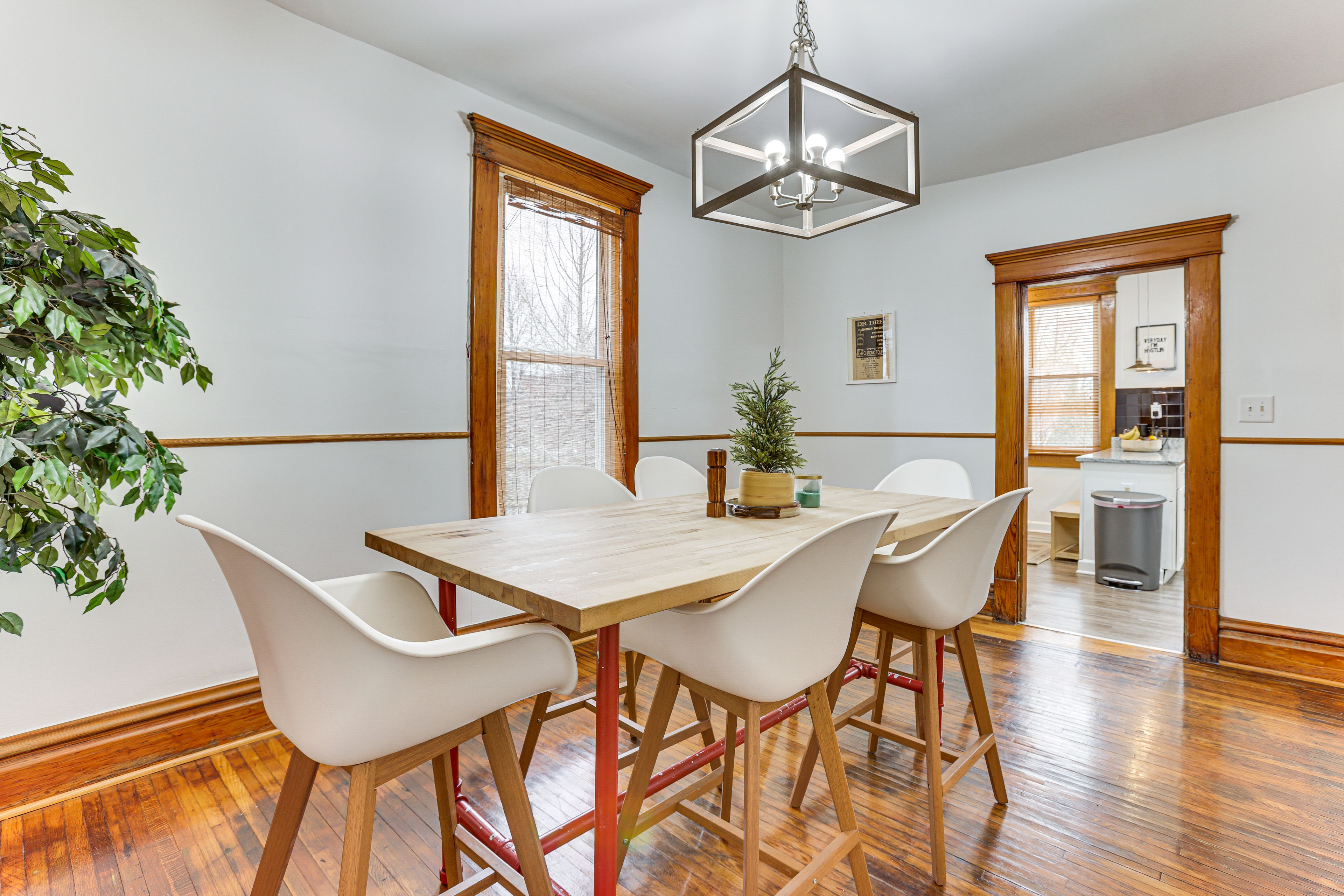 Dining Area | 1st Floor