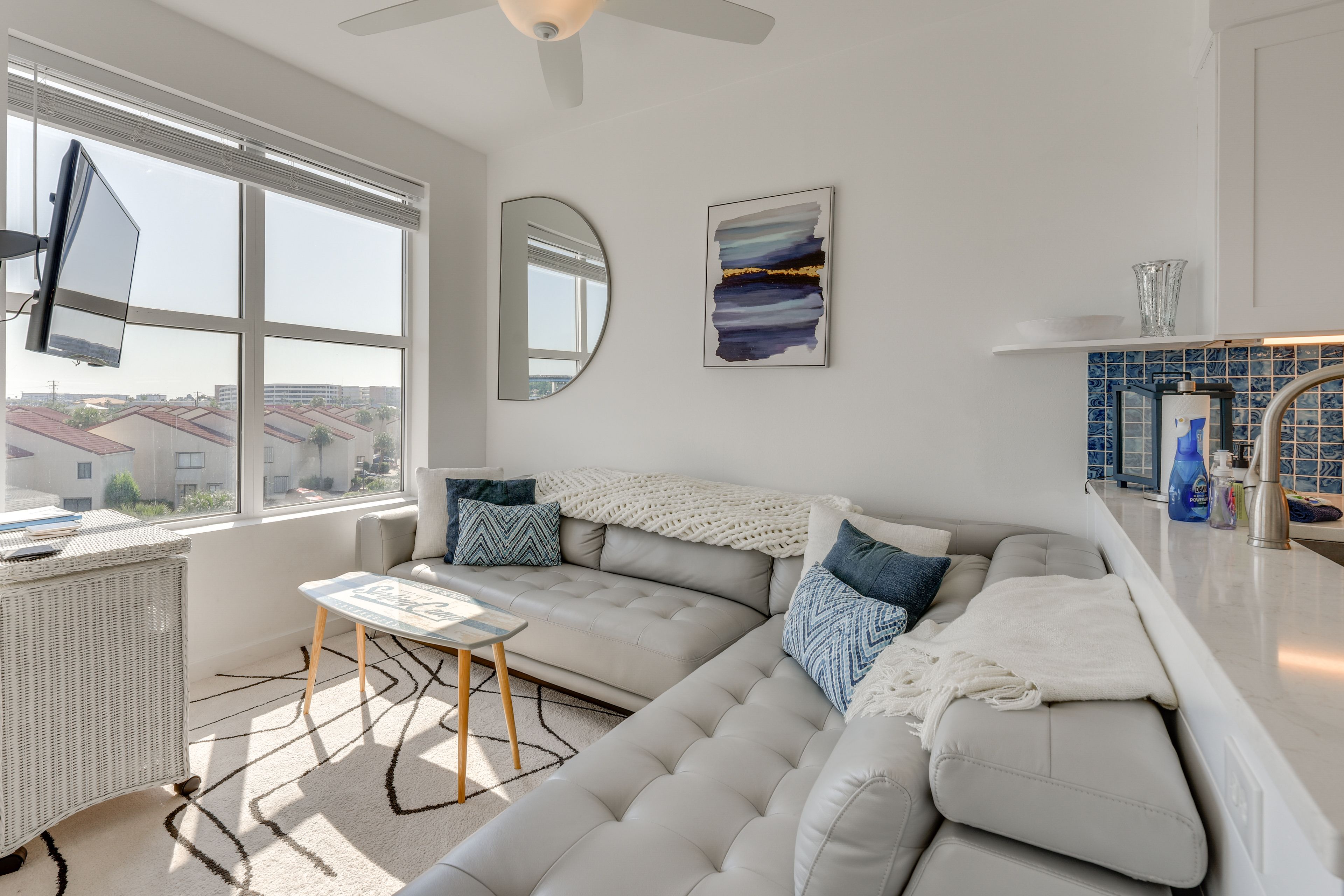 Living Room | Central A/C & Heat | Free WiFi