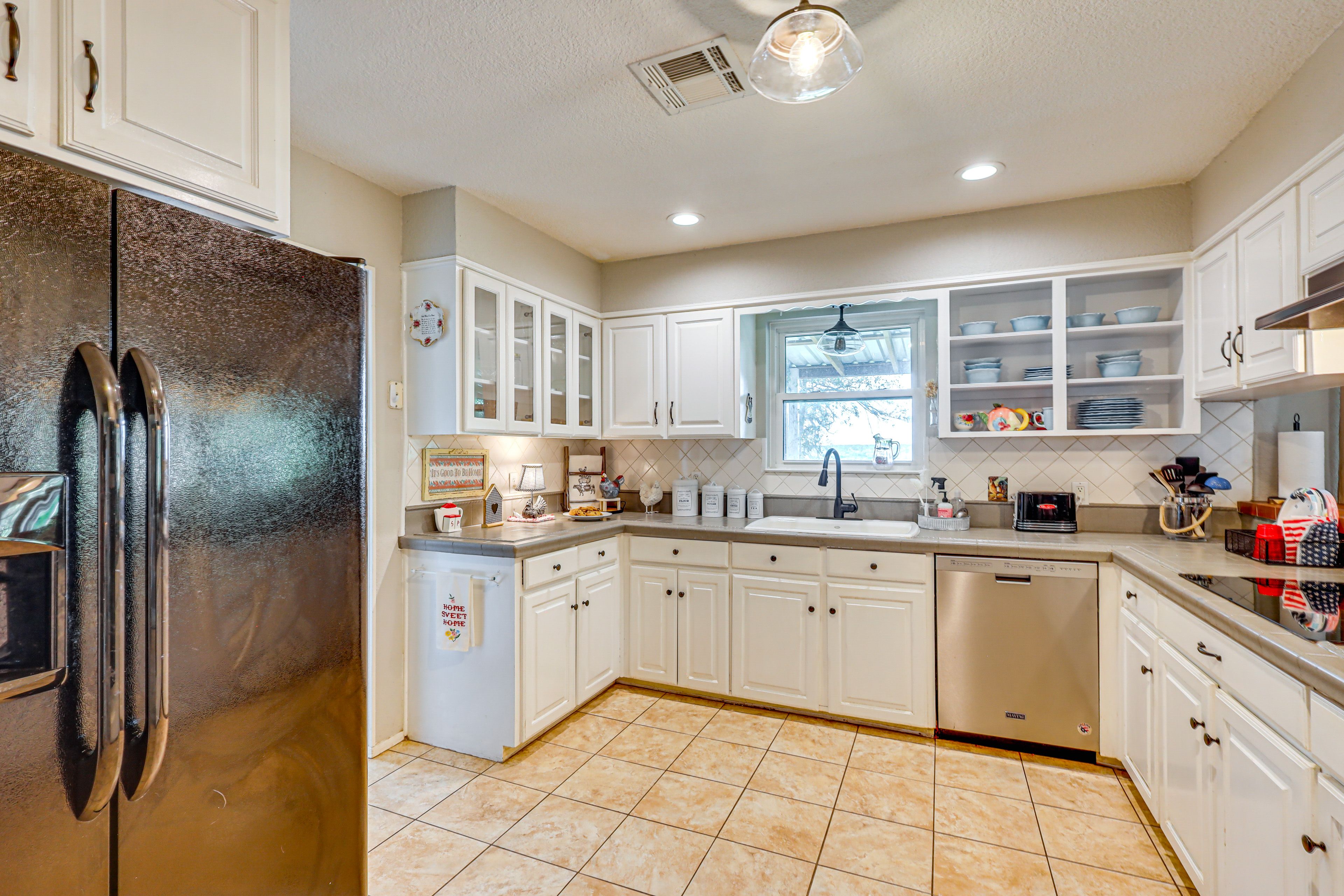 Kitchen | Cooking Basics | Updated Appliances