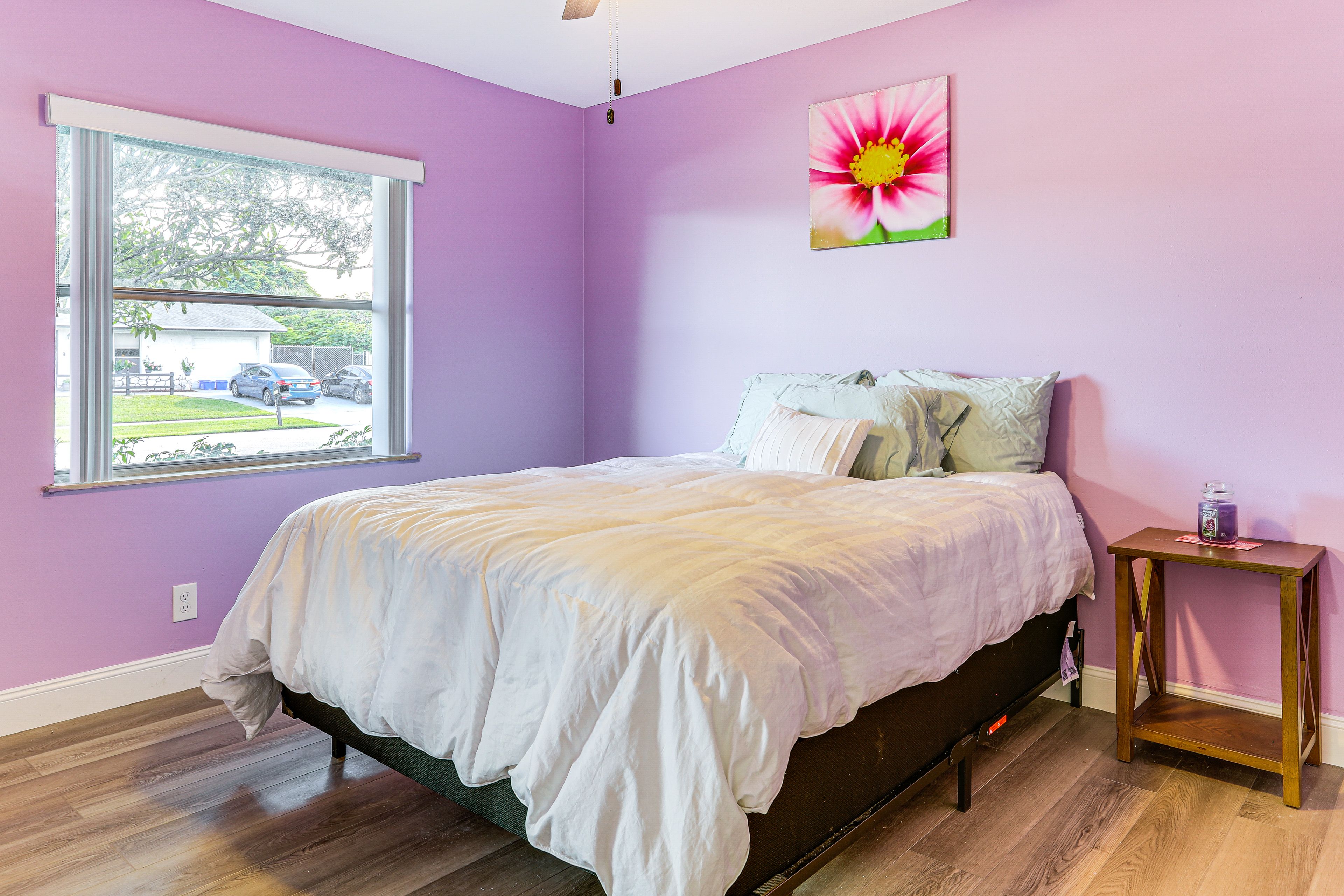 Bedroom 1 | King Bed | Smart TV