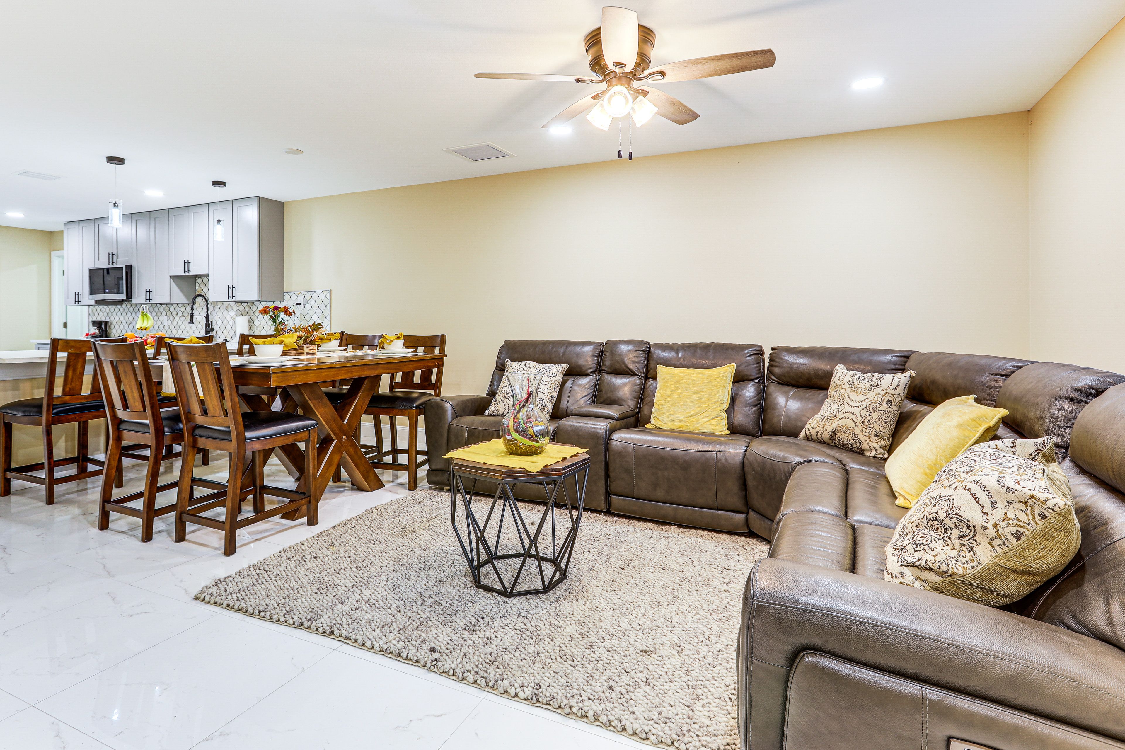 Greenacres Vacation Rental | 3BR | 2BA | 1,445 Sq Ft | 1 Minor Step to Enter