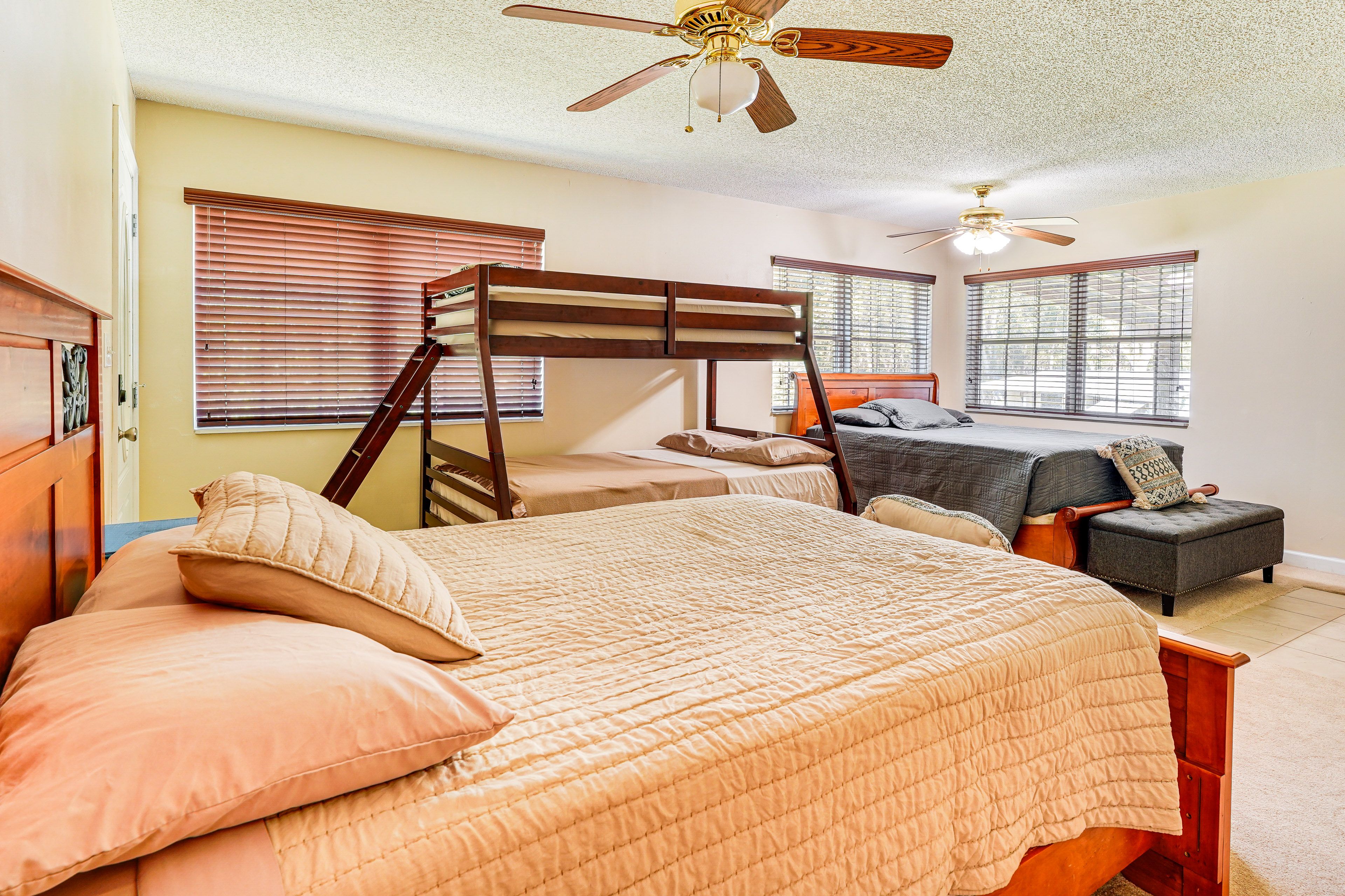 Bedroom 3 | Queen Bed | Full Bed | Twin/Full Bunk Bed | Crib