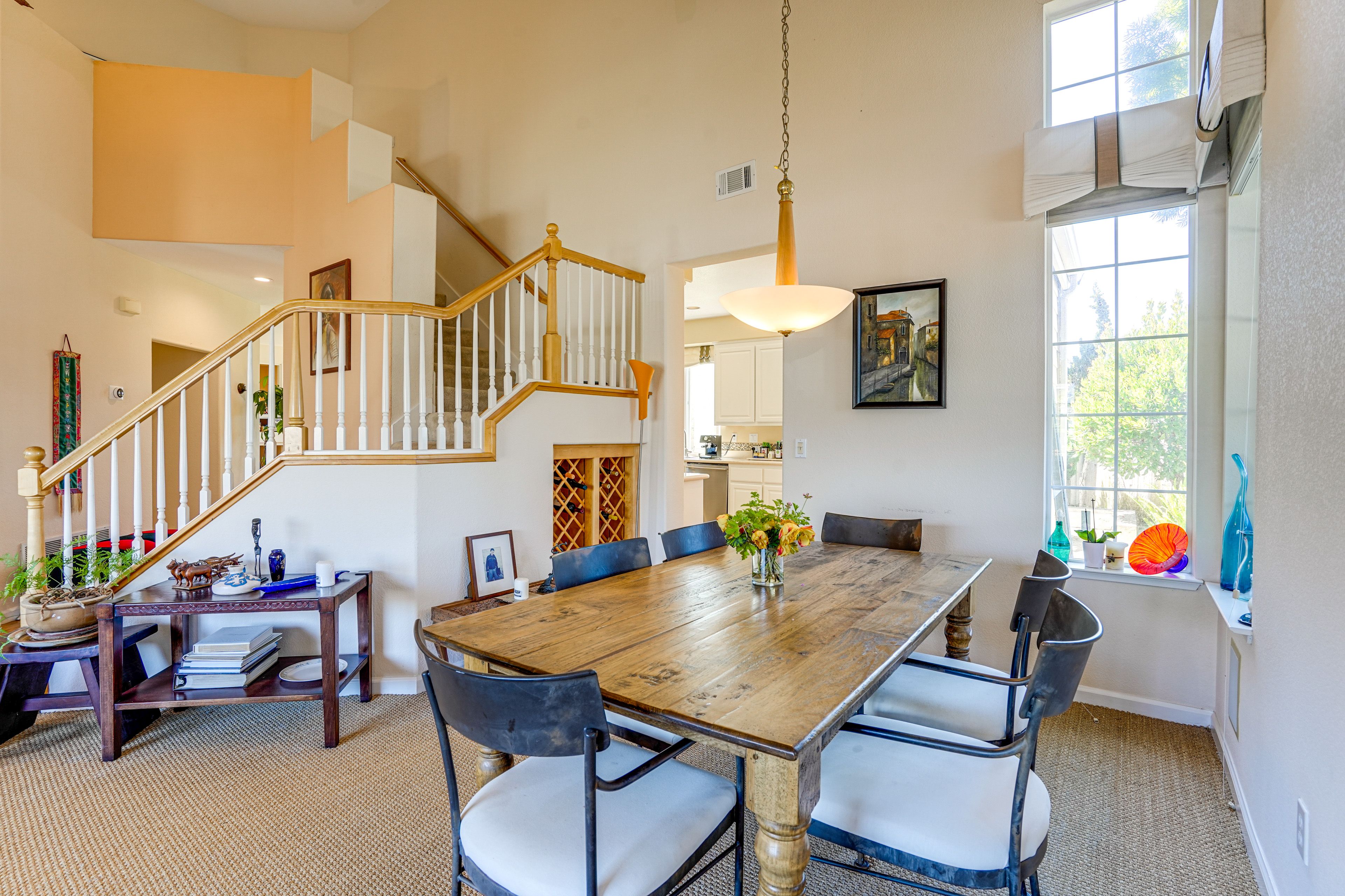 Dining Area | 1st Floor