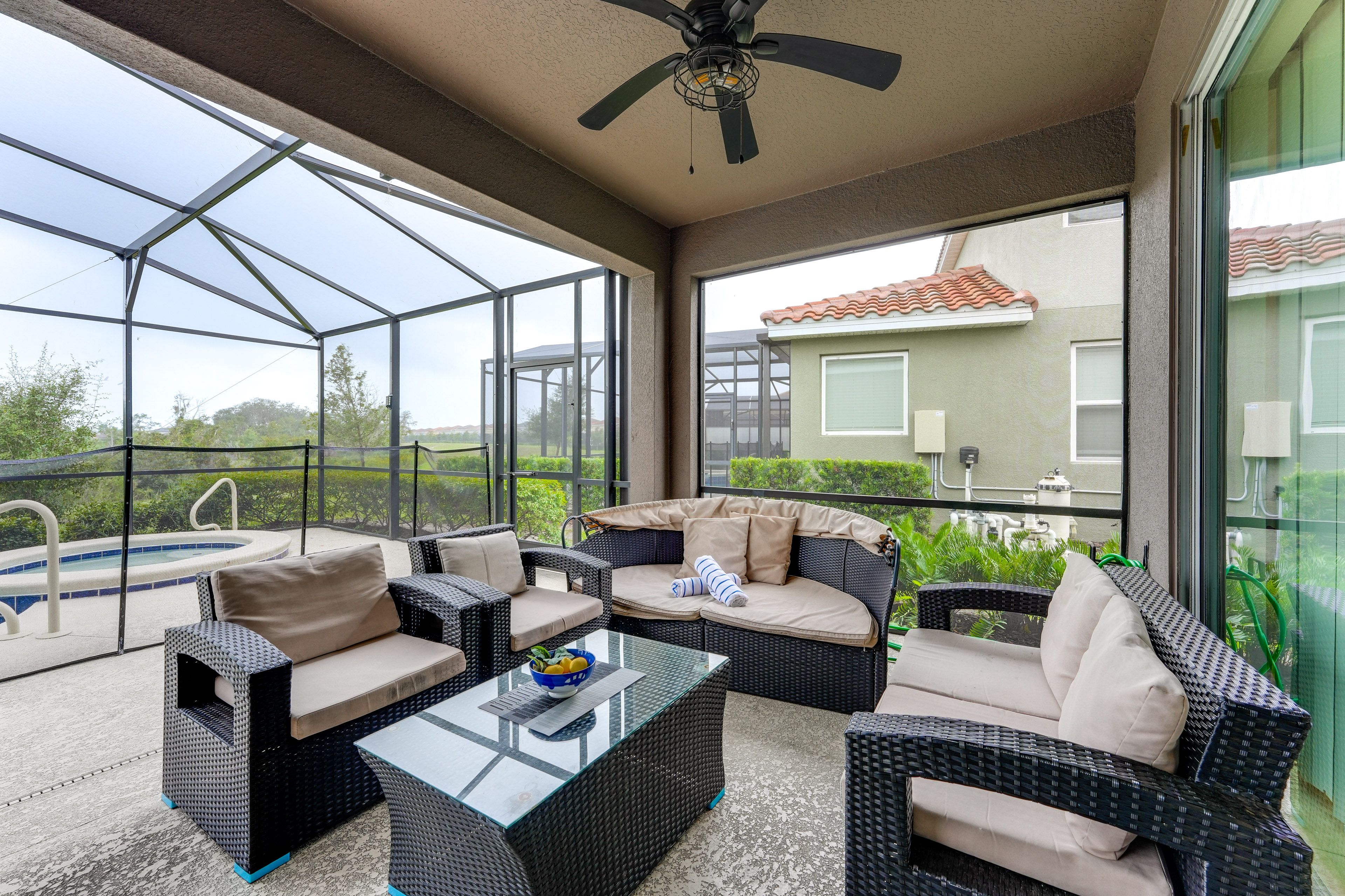 Covered Patio | Gas Grill | Outdoor Dining