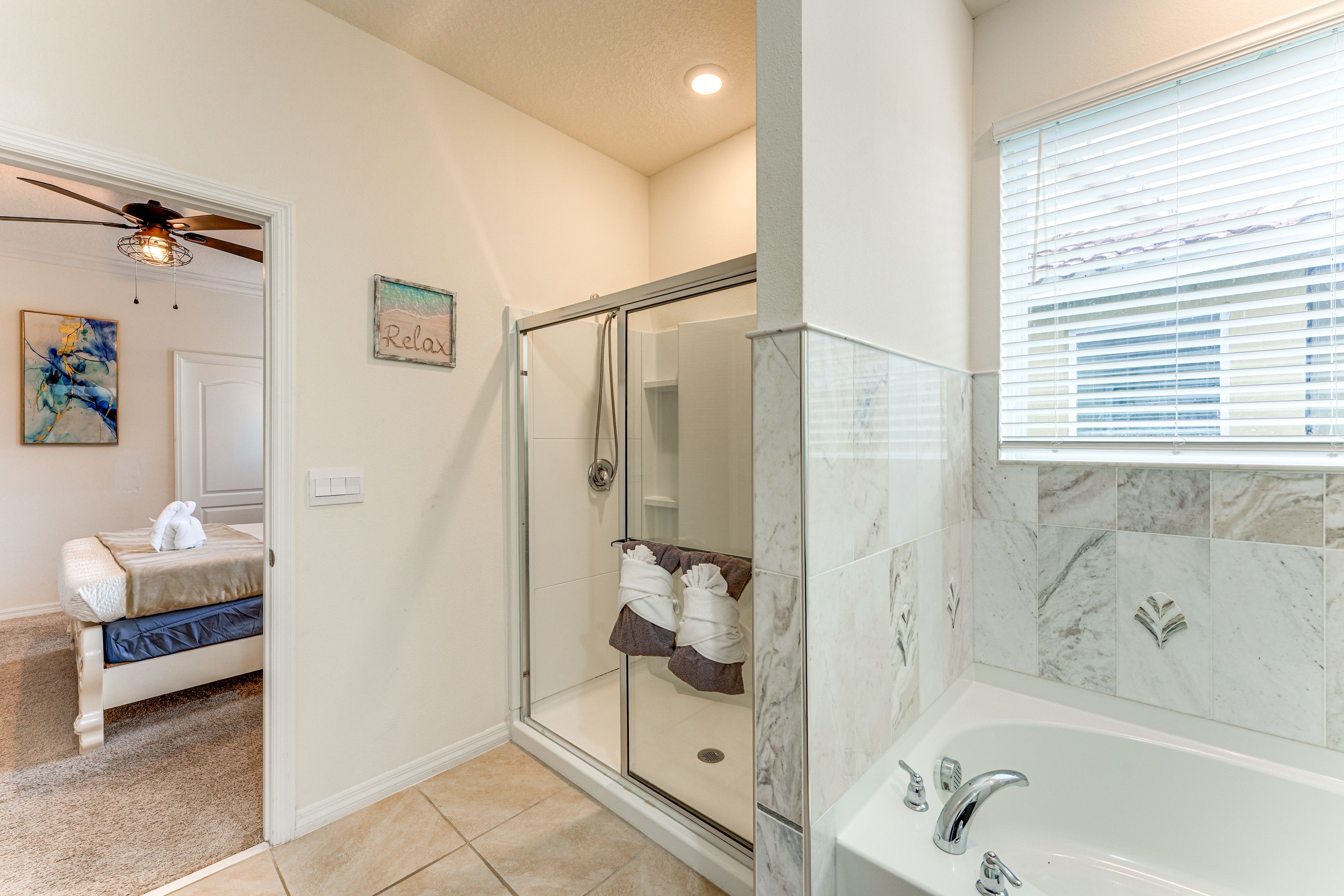 En-Suite Bathroom | 2nd Floor