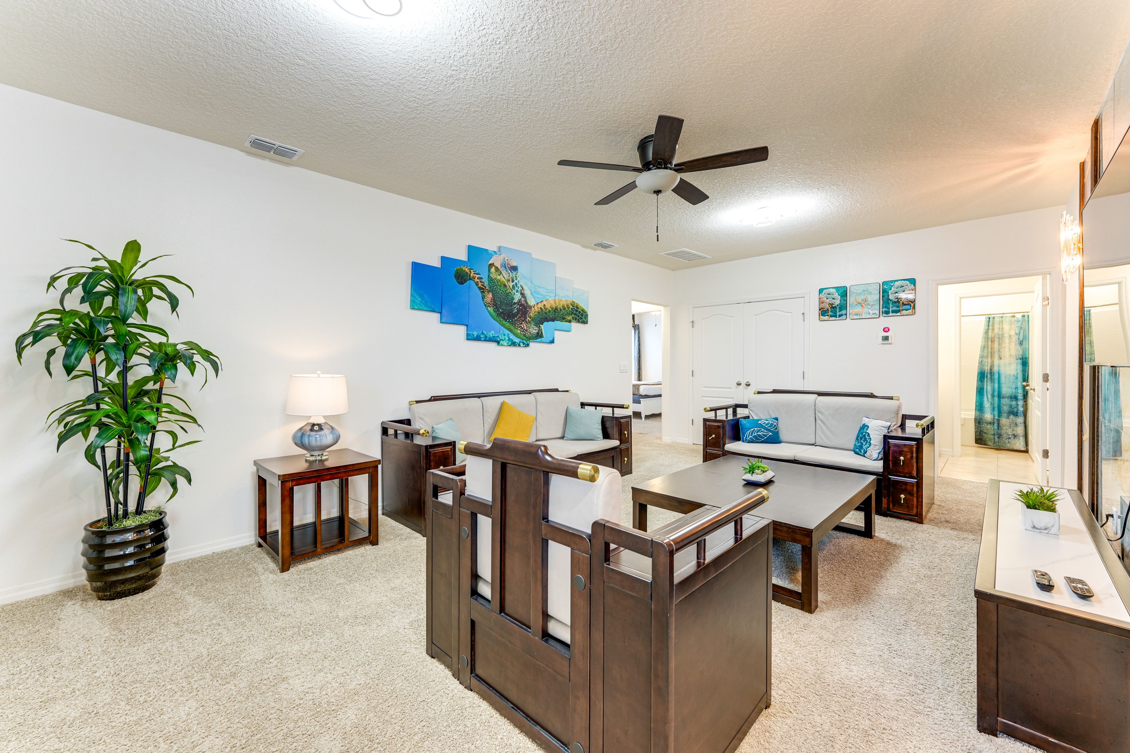 Lounge Area | 2nd Floor
