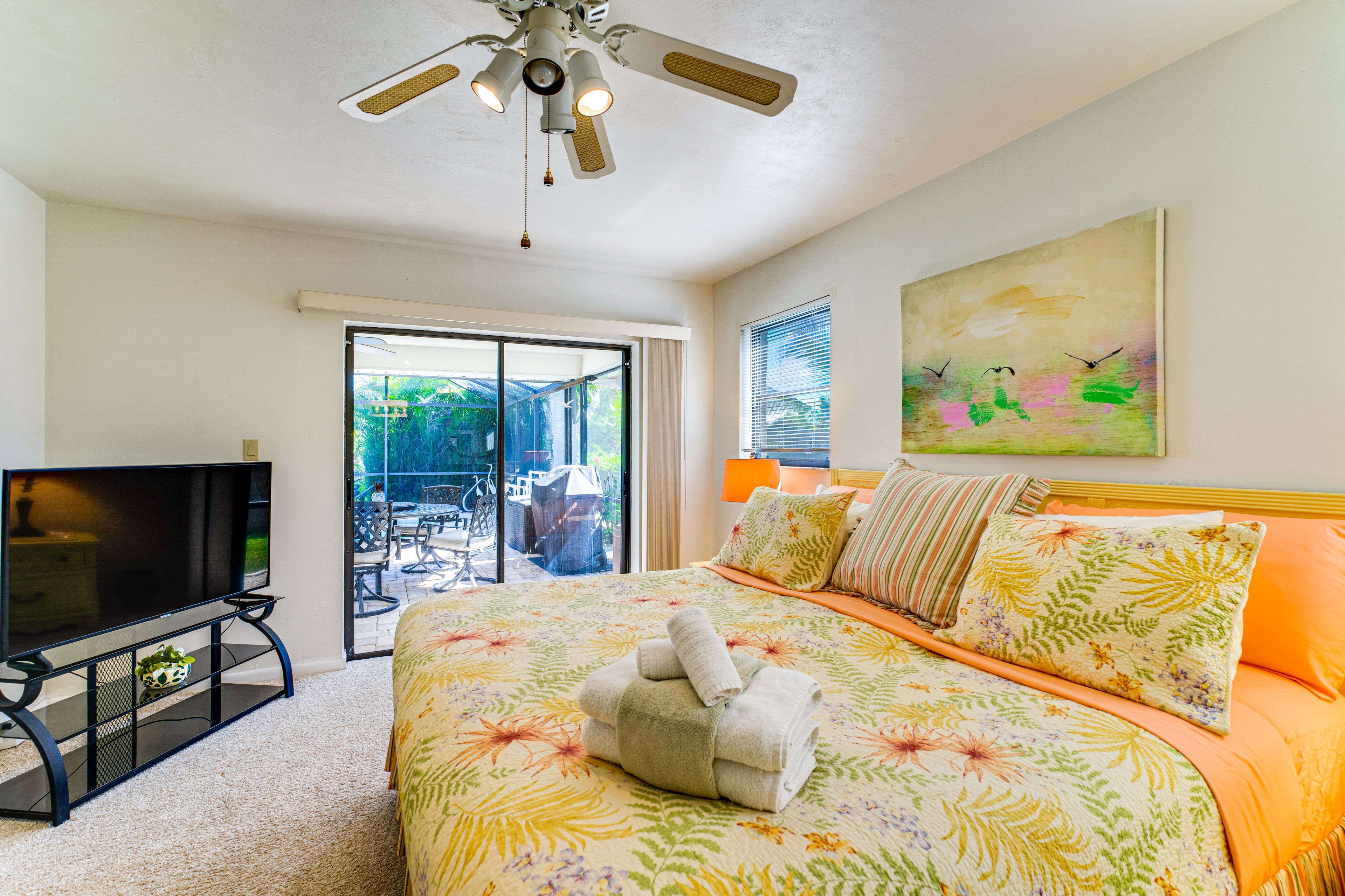 Bedroom 2 | King Bed