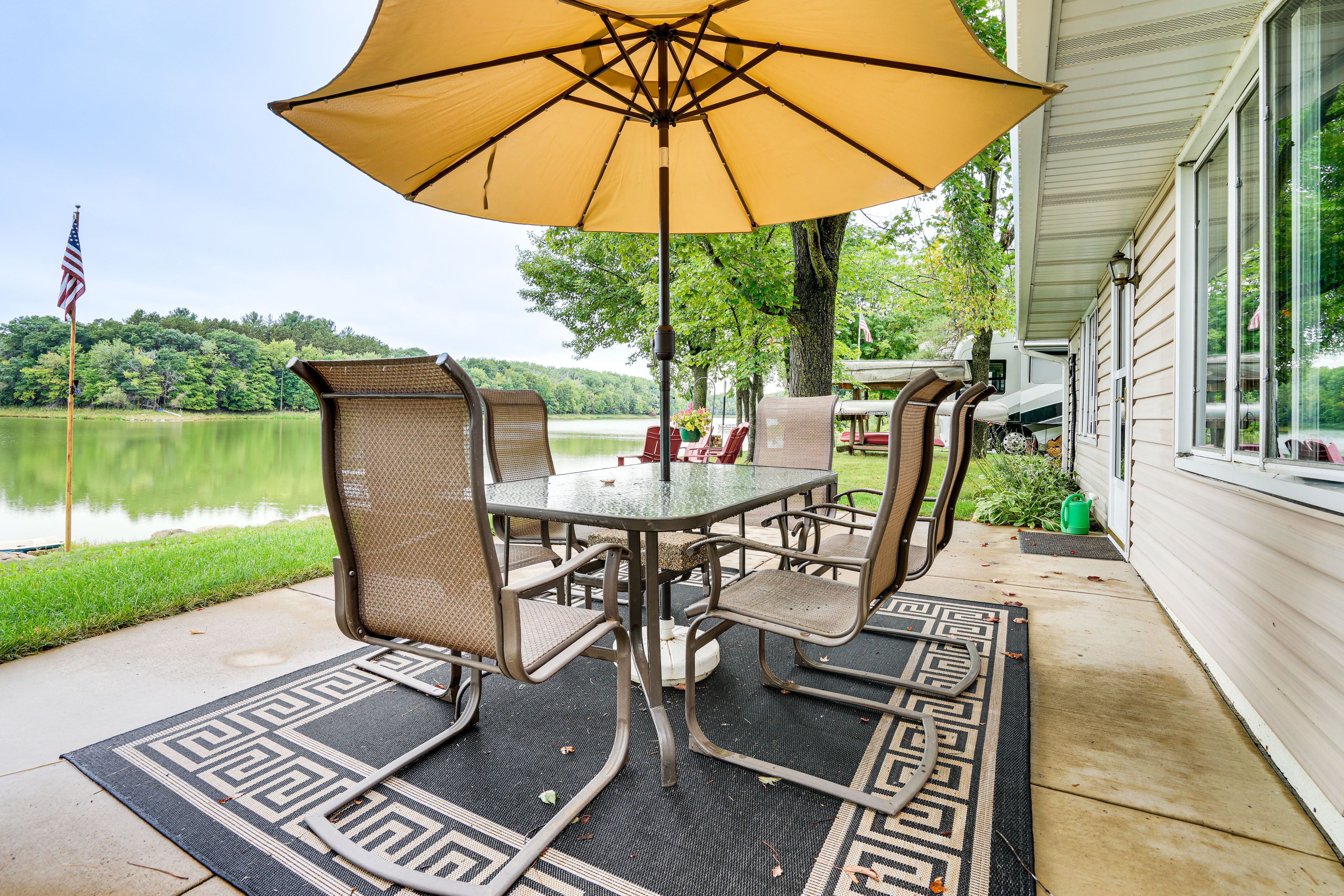 Patio | Outdoor Dining Area