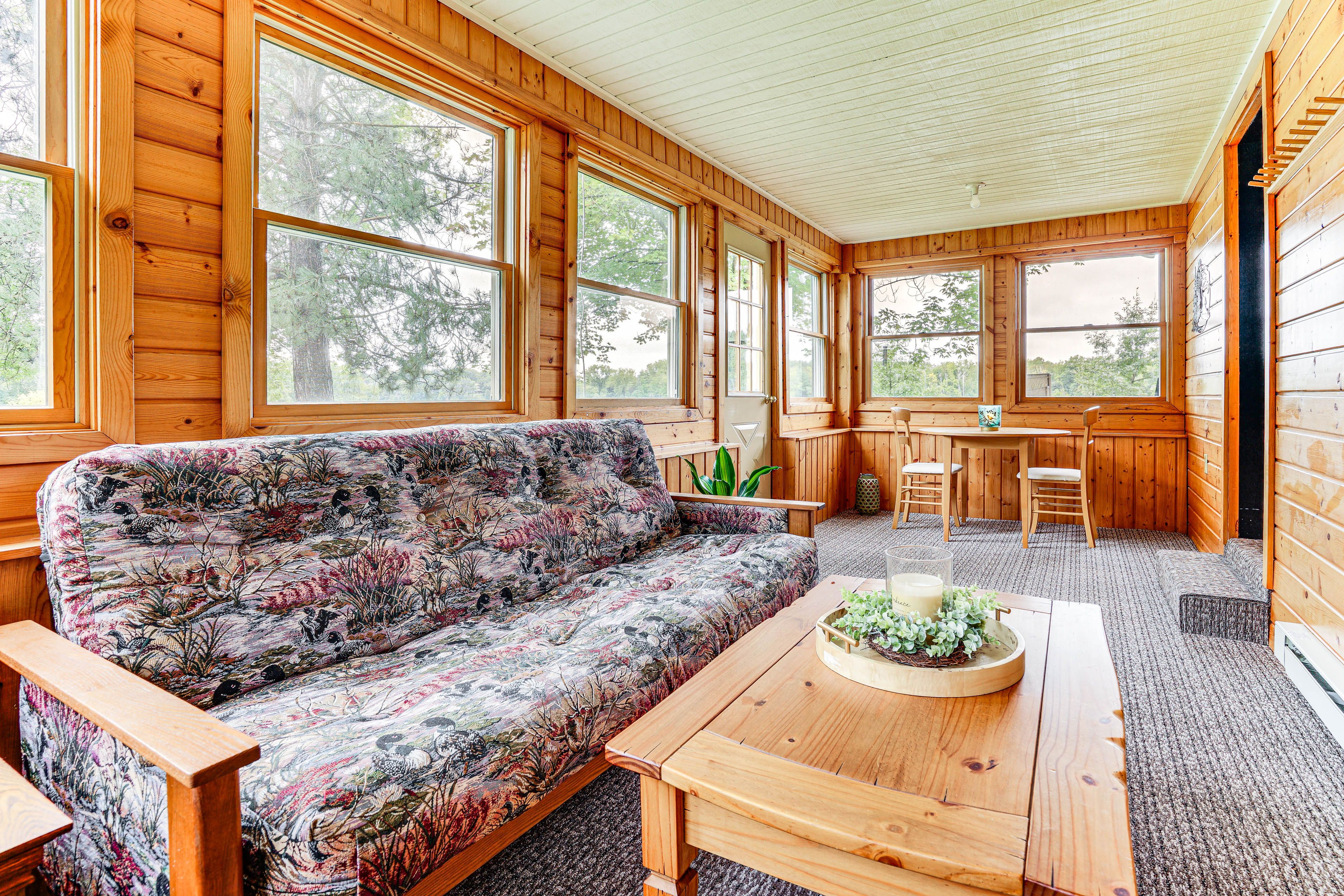 Sunroom | Dining Area