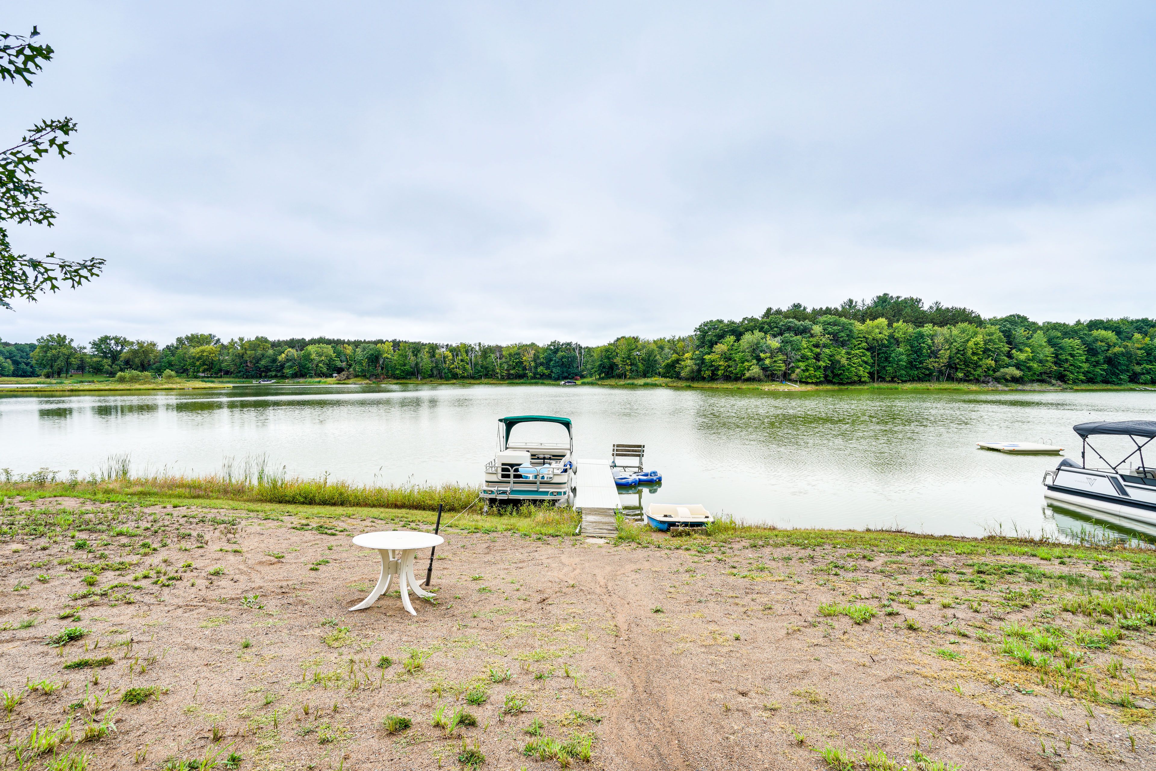 Dock | Apple Lake Access & Views