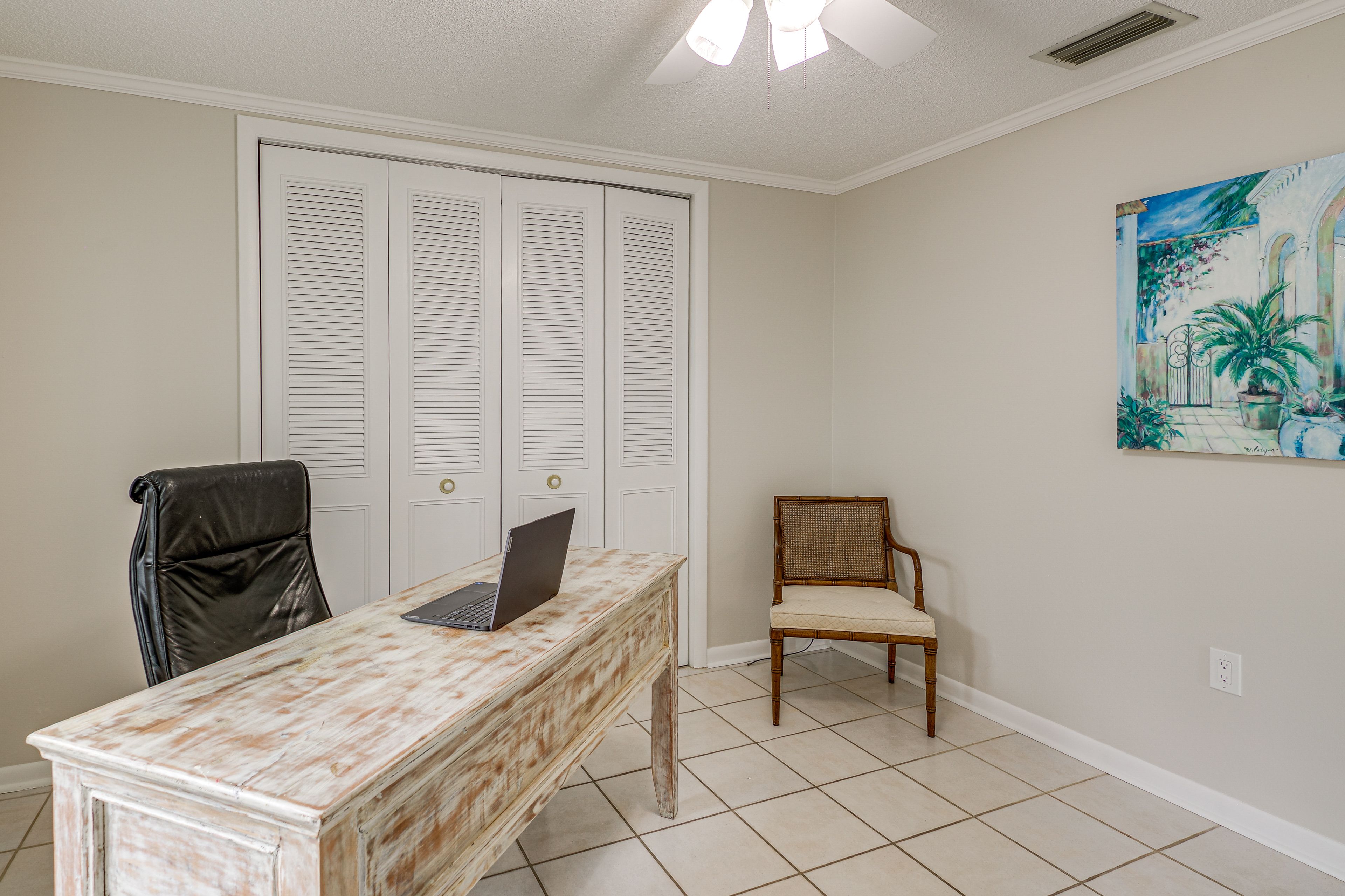 Office | Dedicated Workspace