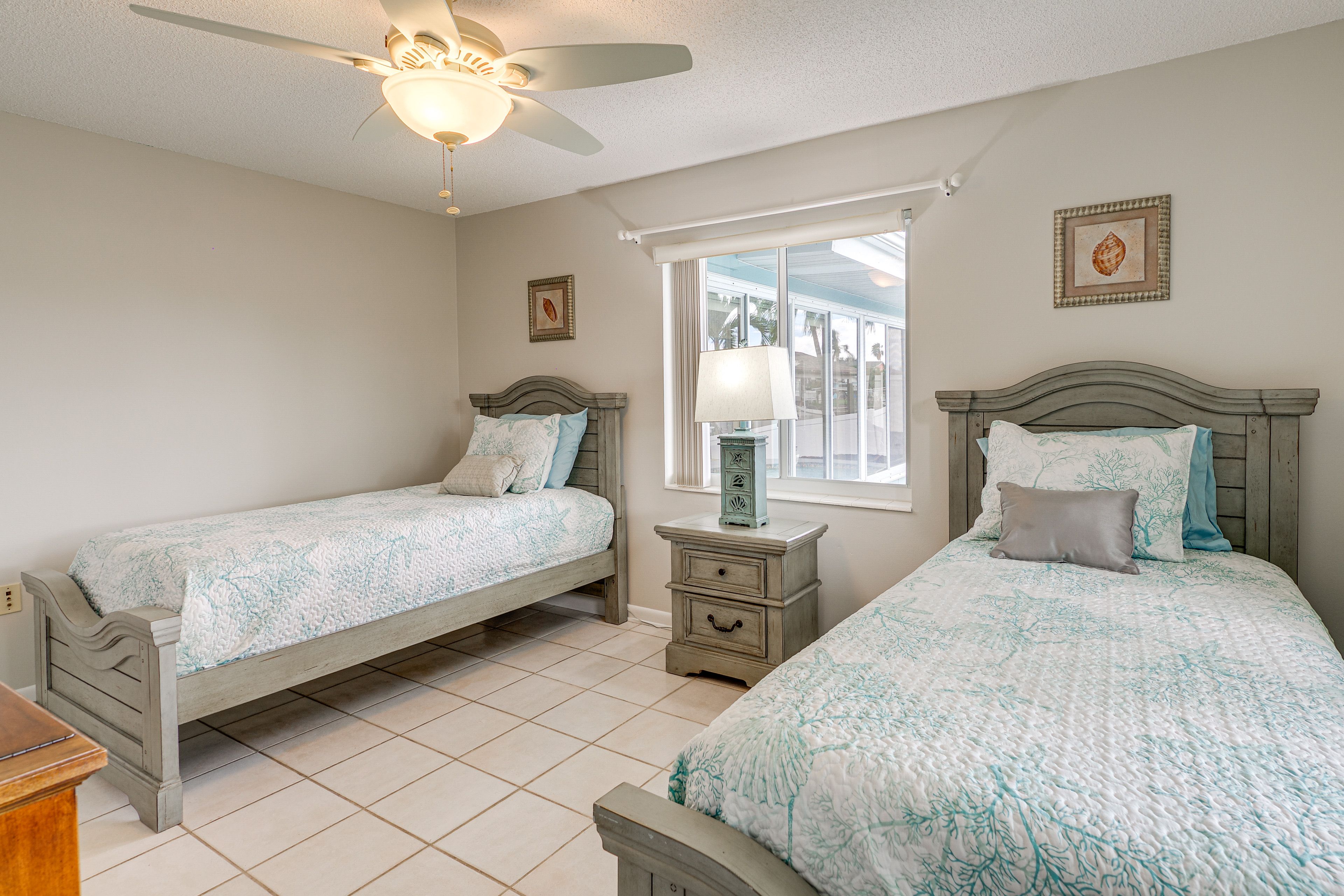 Bedroom 3 | 2 Twin Beds