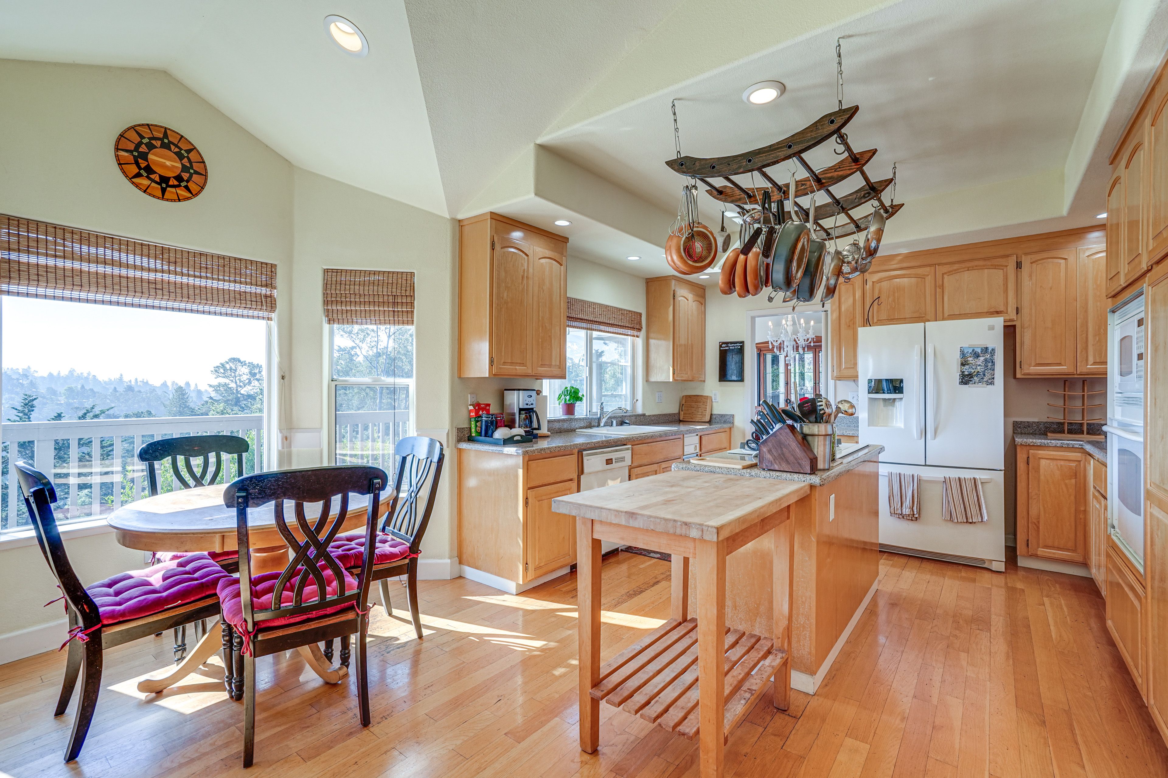 Kitchen | Main Level | Breakfast Nook | Drip Coffee Maker | Stove/Oven