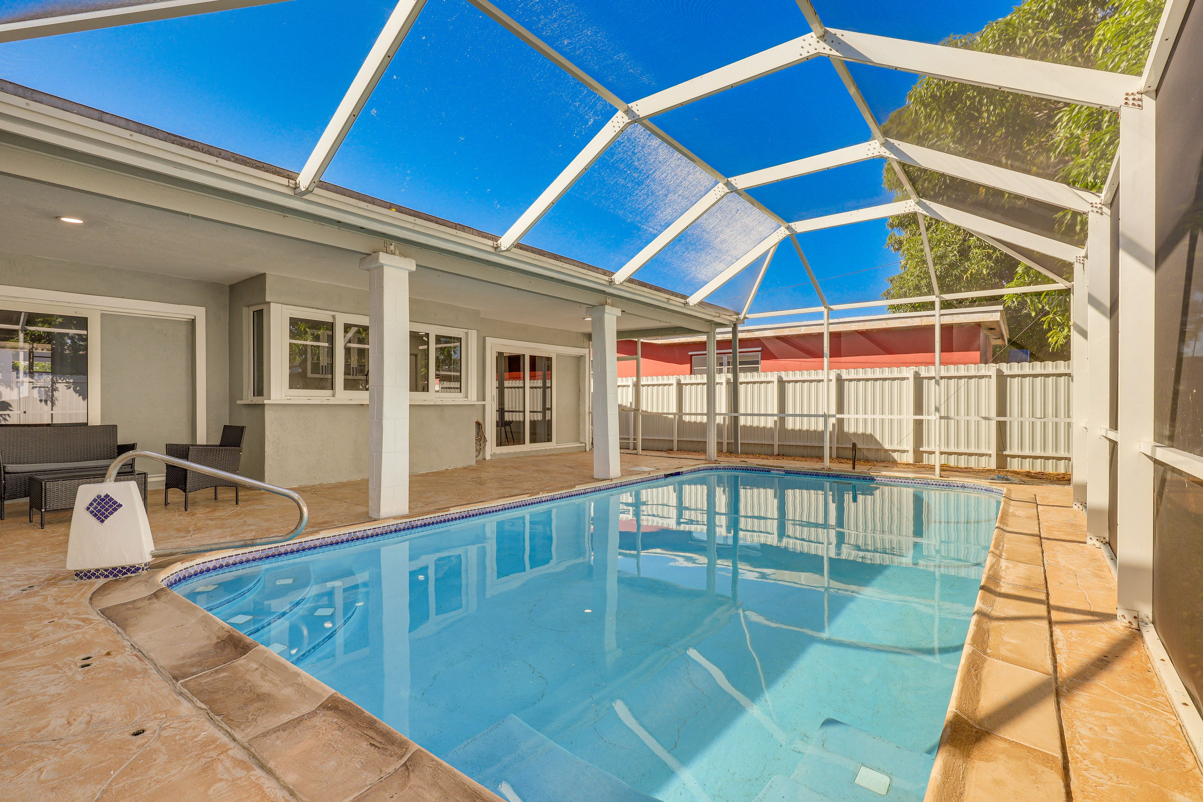 Screened-In Lanai w/ Seating | Private Pool