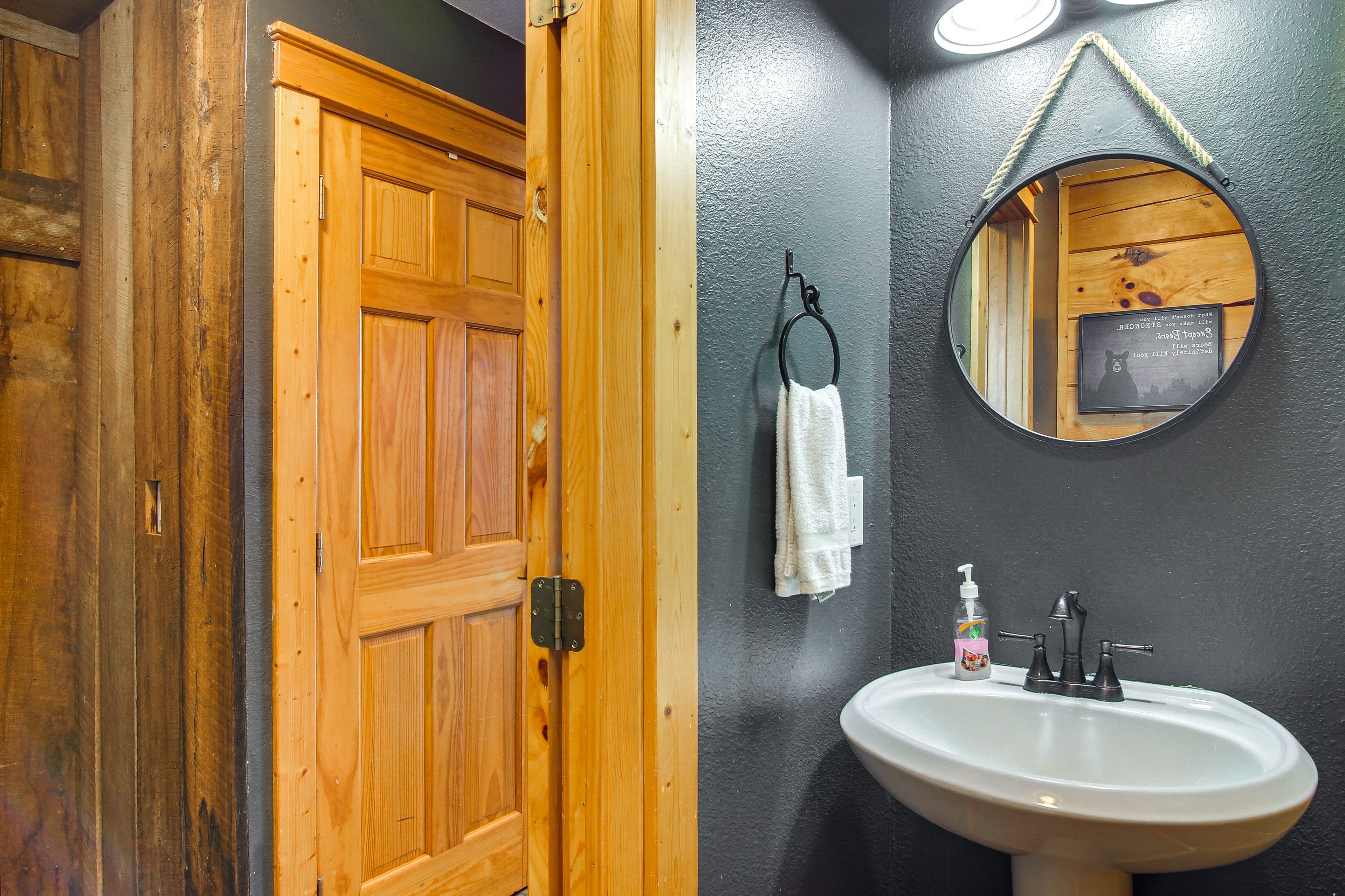 Half Bathroom | Main Floor