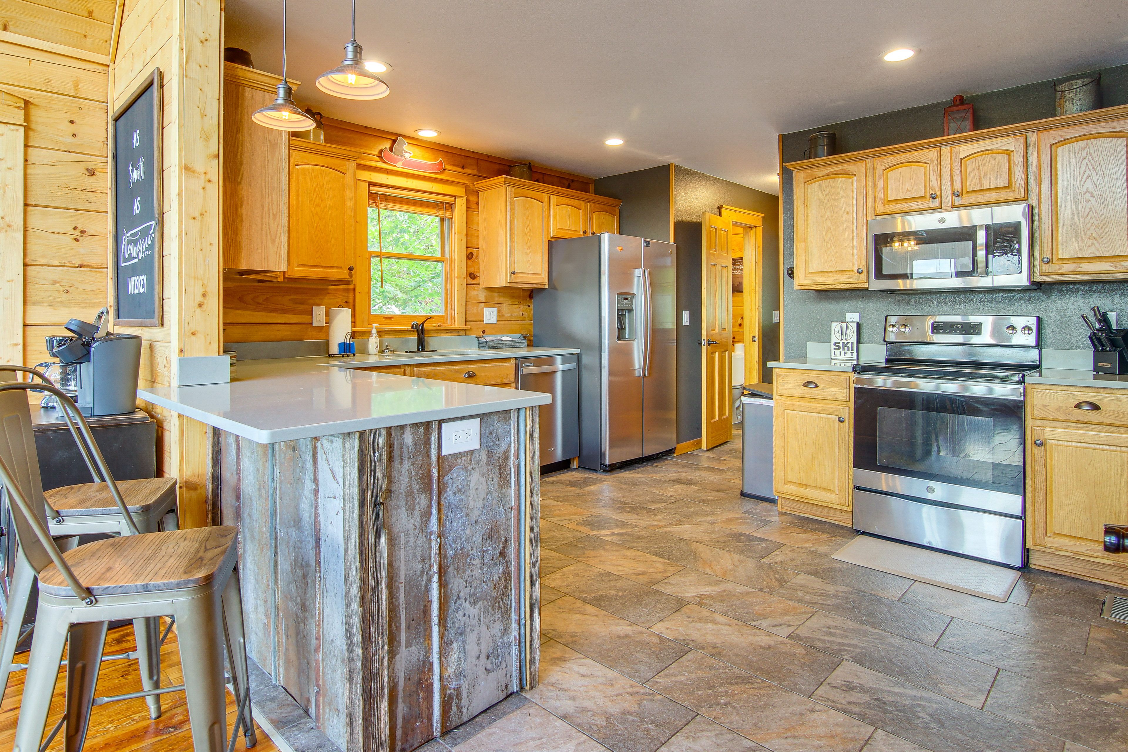 Kitchen | Drip & Keurig Coffee Makers | Main Floor