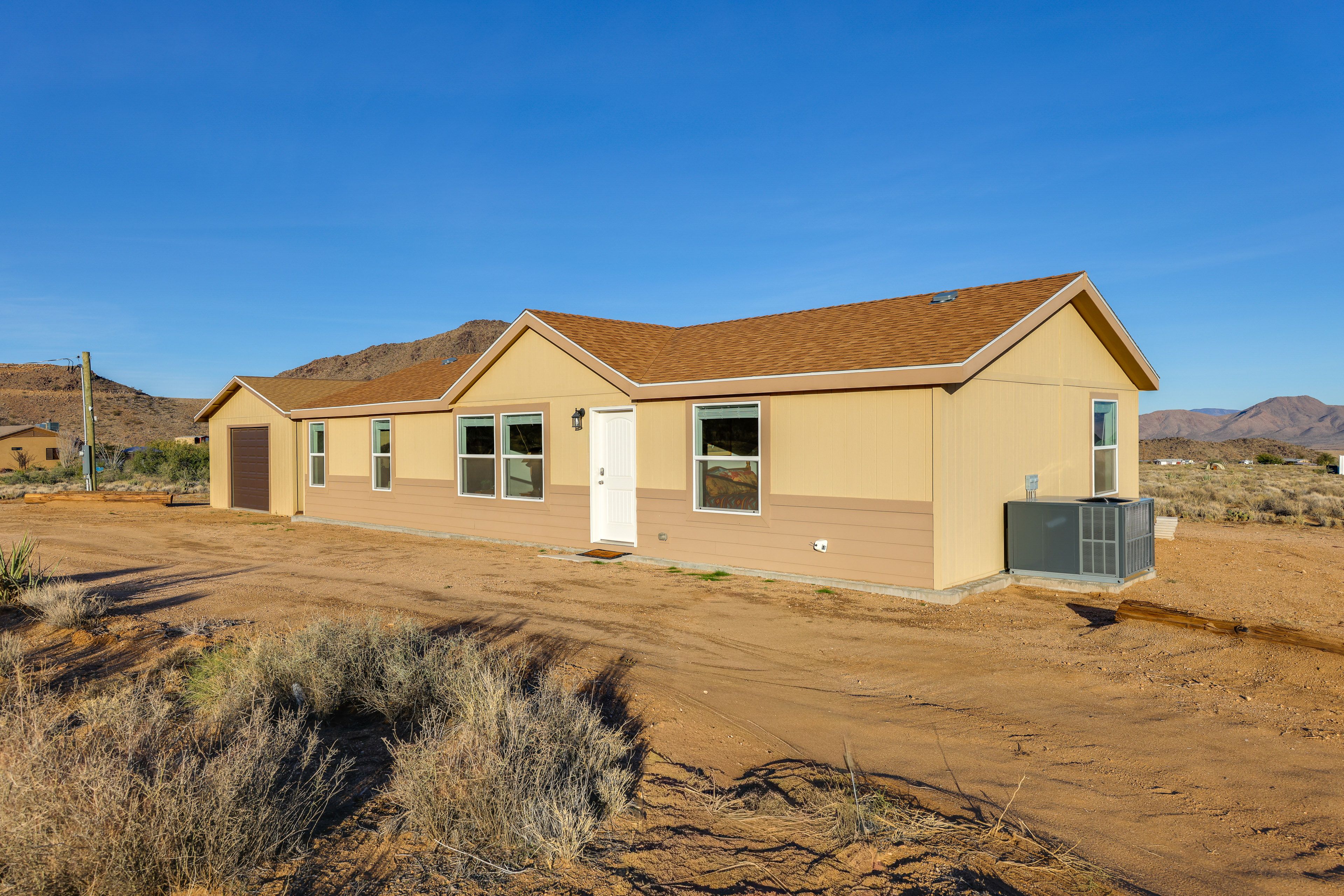 Parking | Driveway (4 Vehicles)