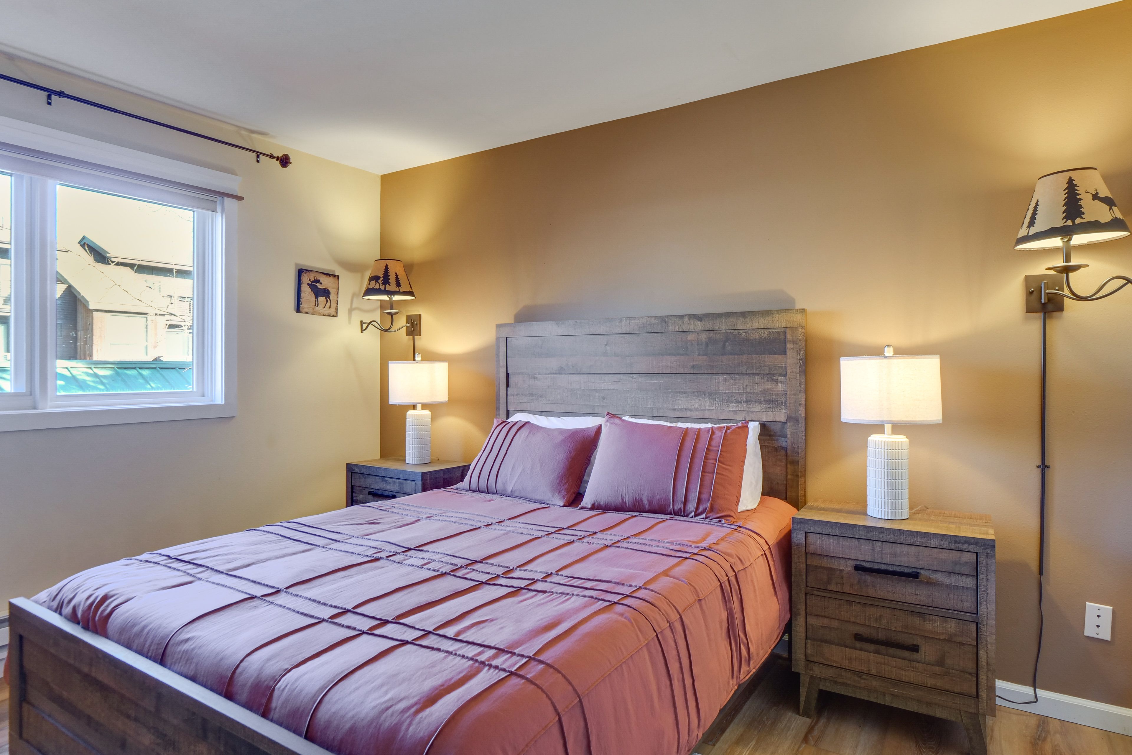 Bedroom 1 | Queen Bed | 2nd Floor