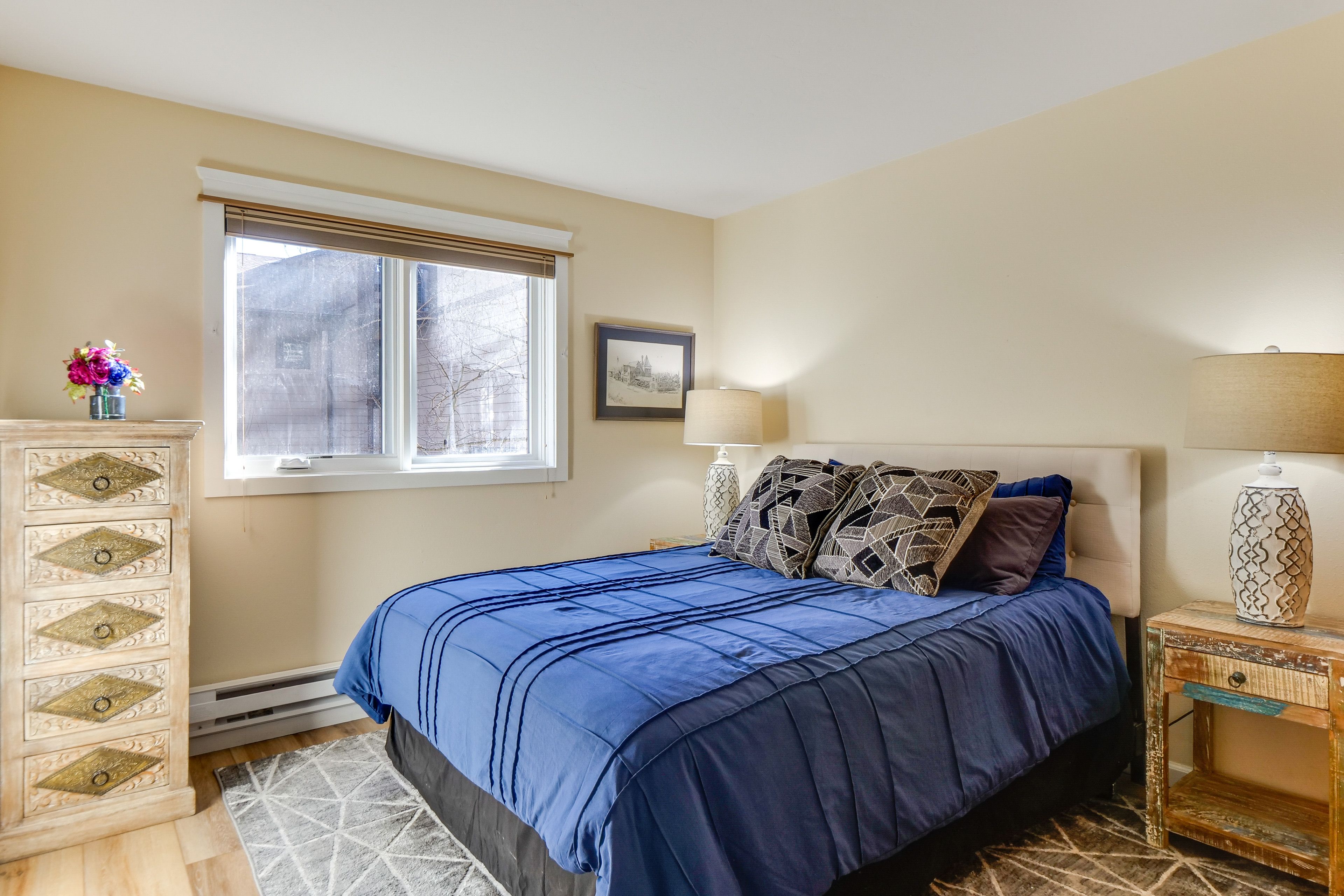 Bedroom 2 | Queen Bed | 2nd Floor