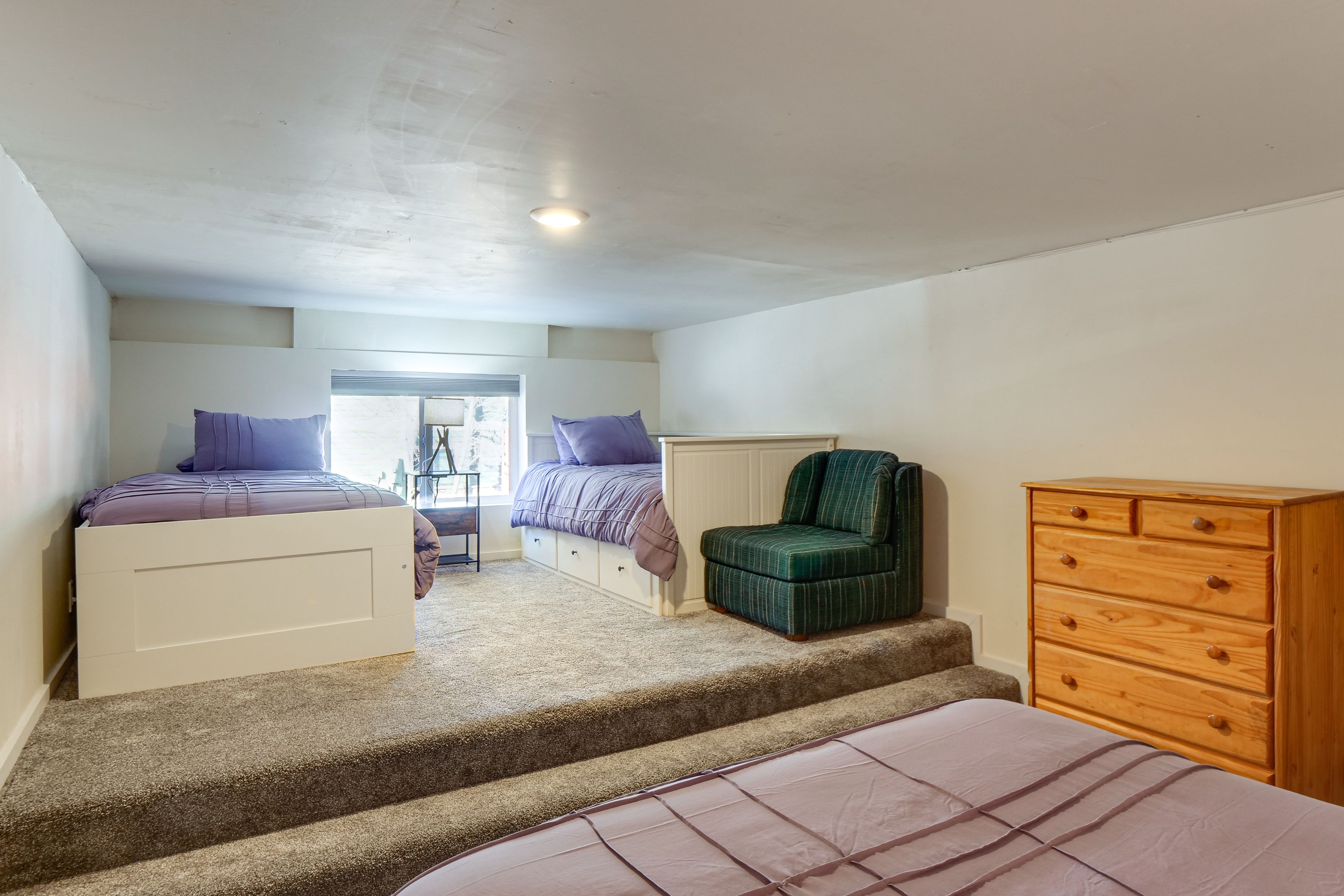 Bedroom 3 | Full Bed | 2 Twin Beds | 2nd Floor