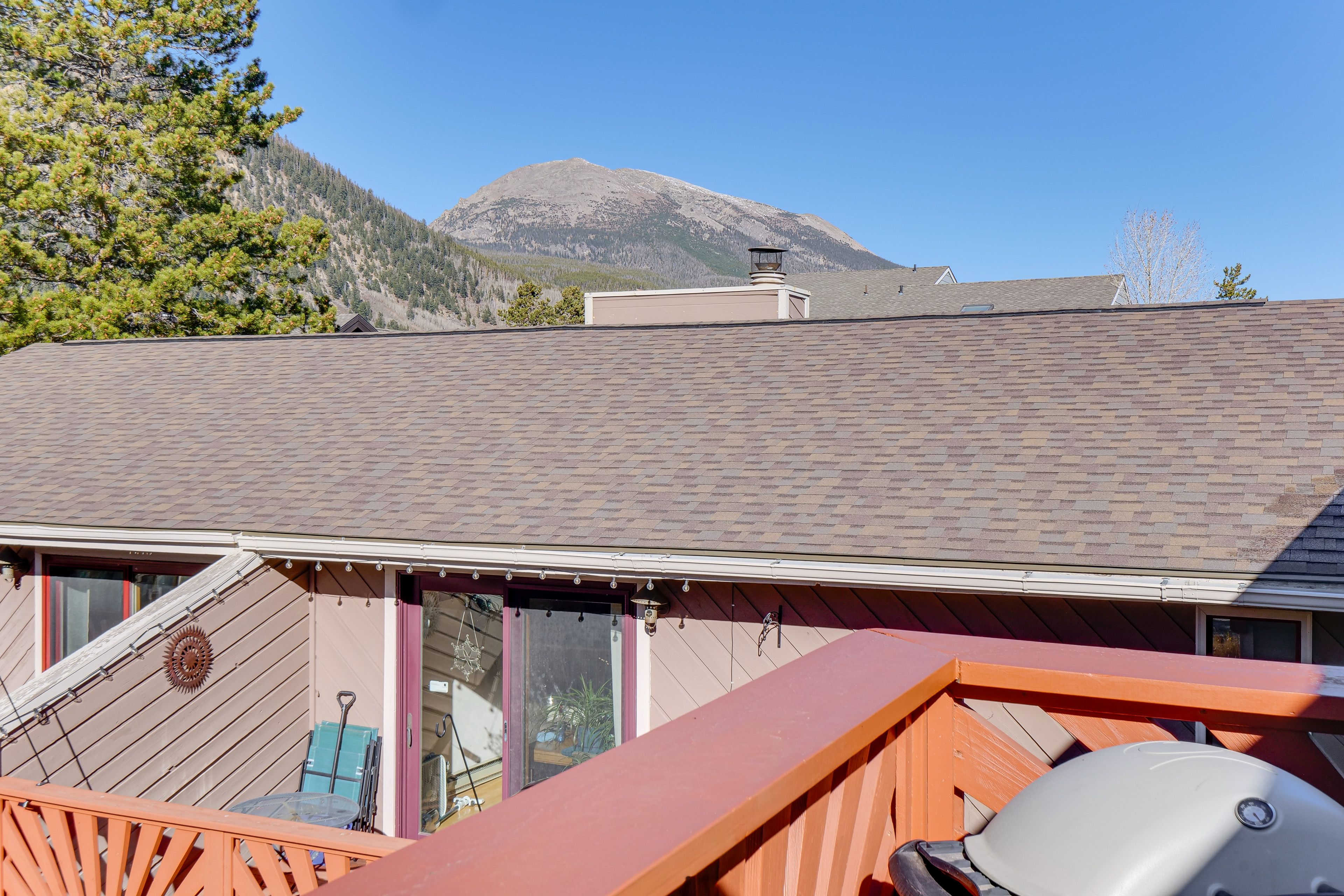 Private Rooftop | Mountain Views