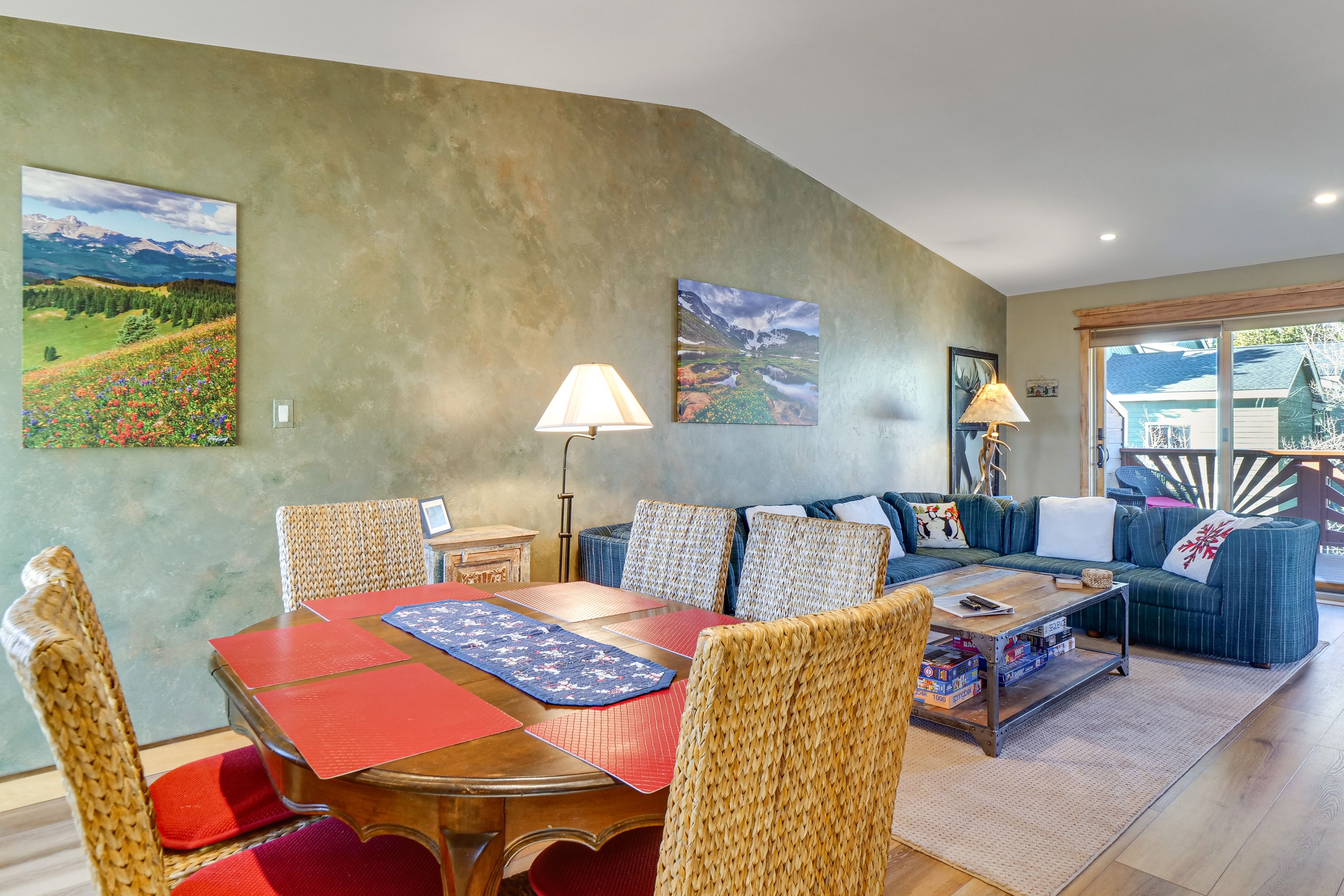 Dining Area | 1st Floor