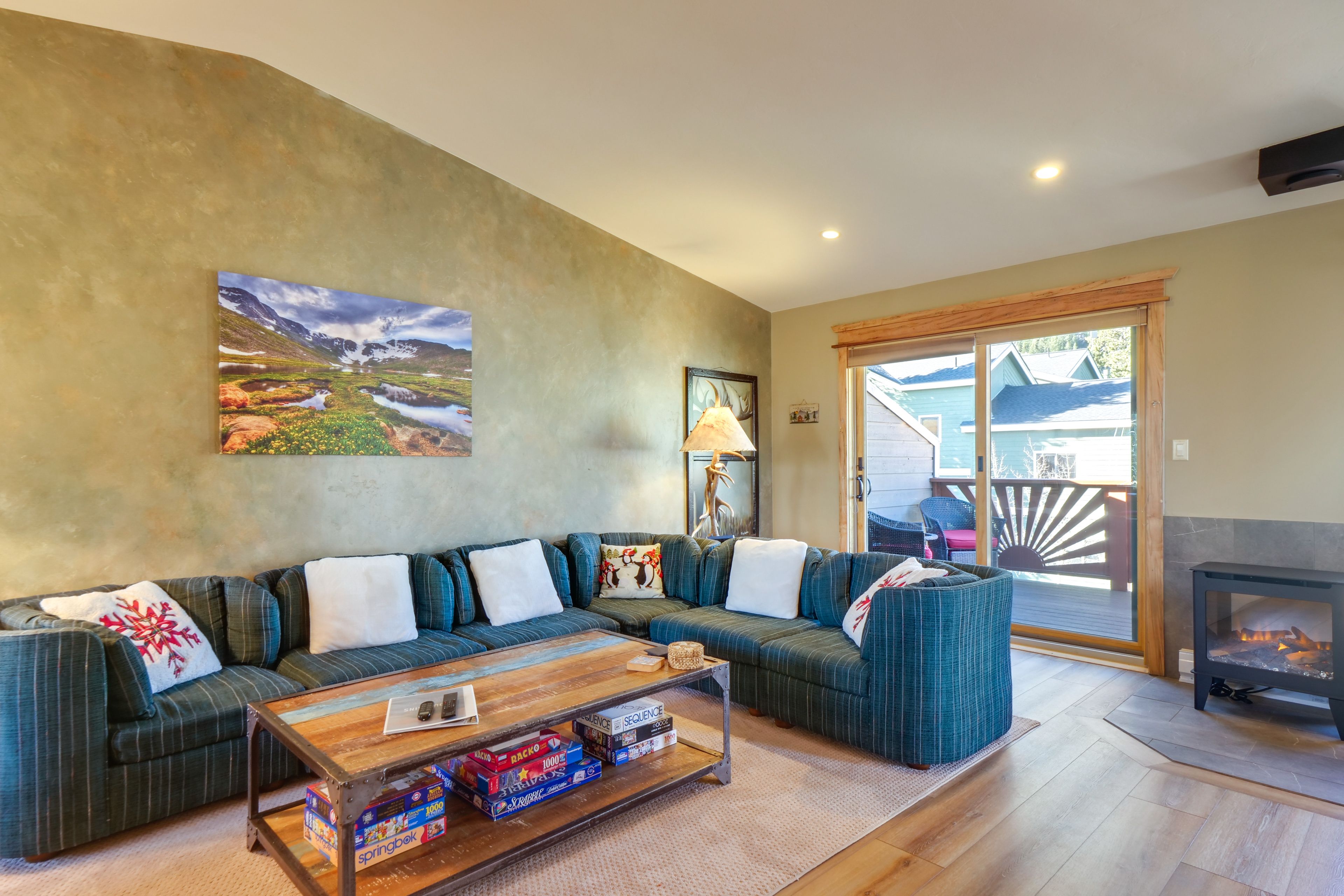 Living Room | Smart TV | Board Games | Electric Fireplace | 1st Floor