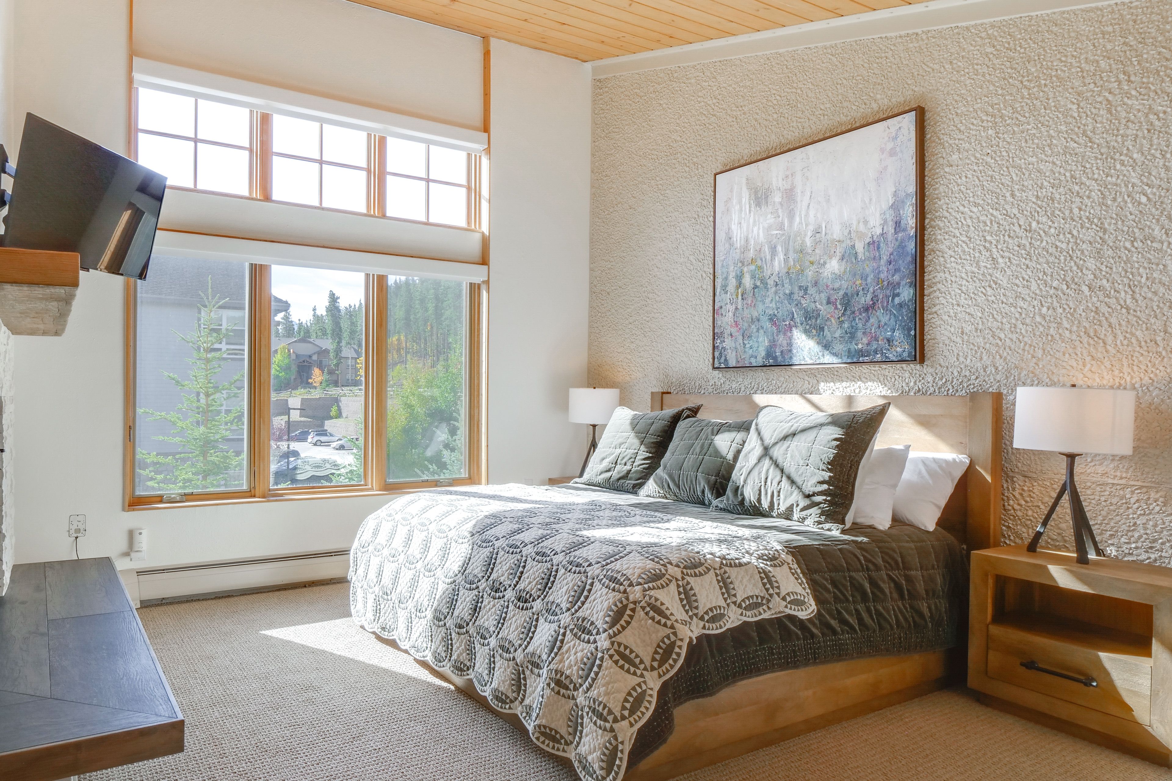 Bedroom 1 | King Bed | 2nd Floor