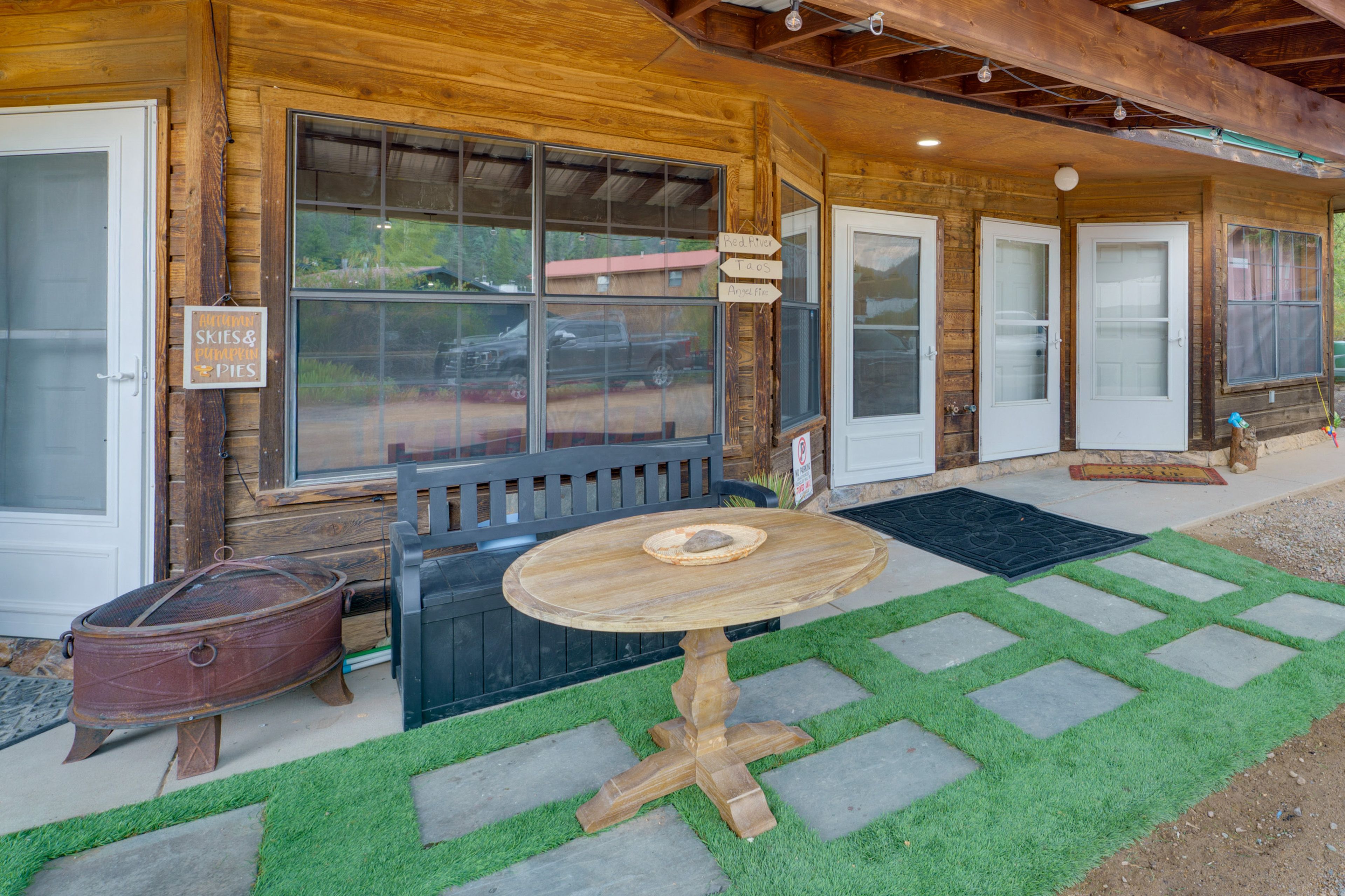 Shared Patio | Gas Grill | Outdoor Seating