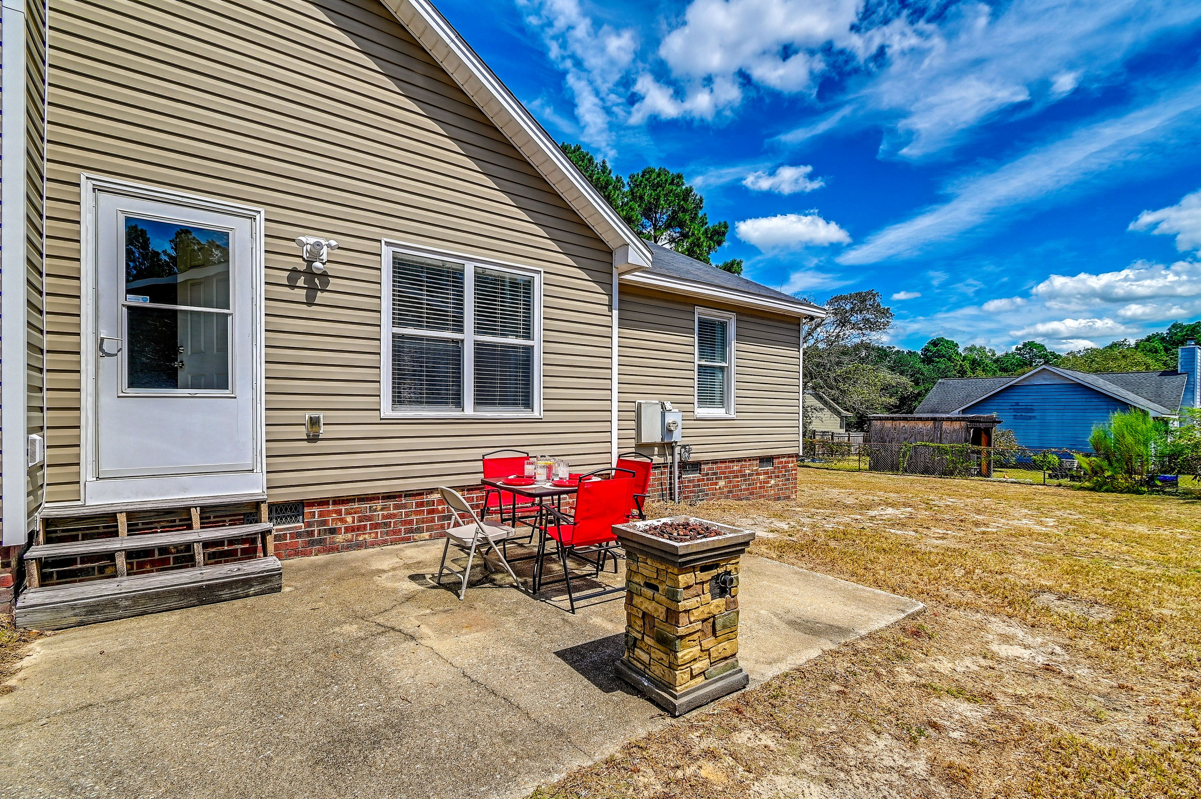 Fenced Yard | Patio | Fire Pit