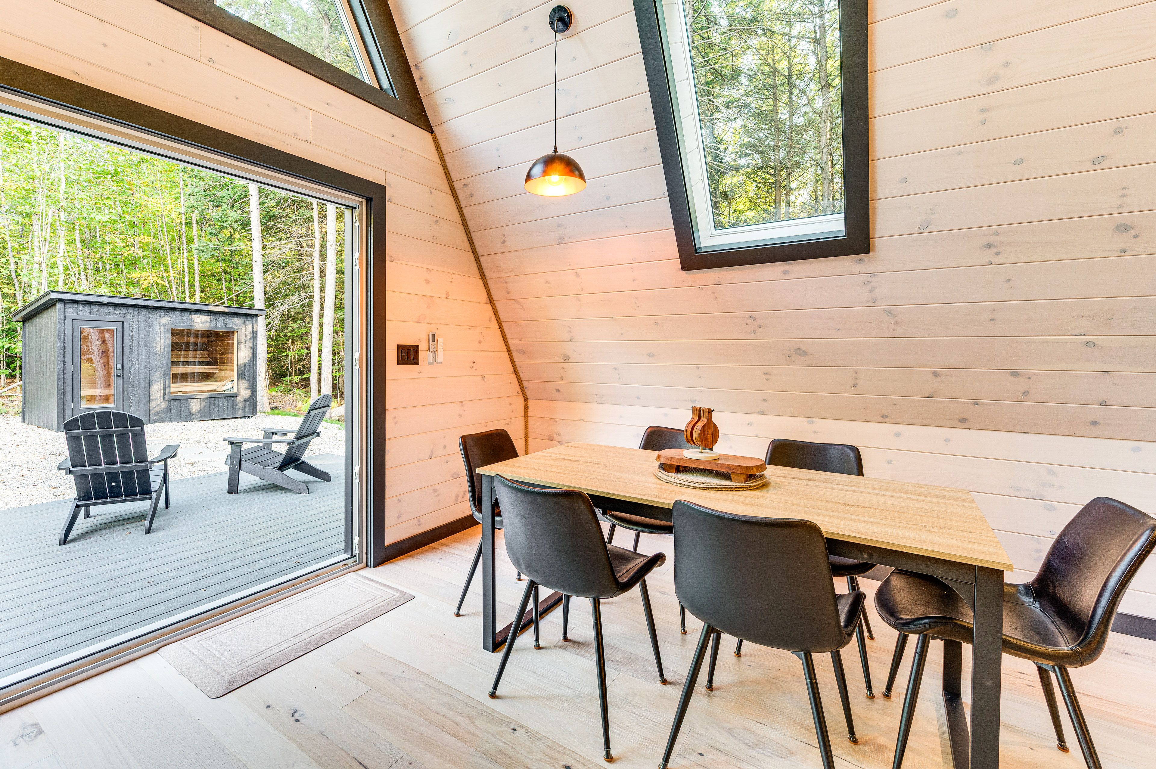 Dining Area | 1st Floor