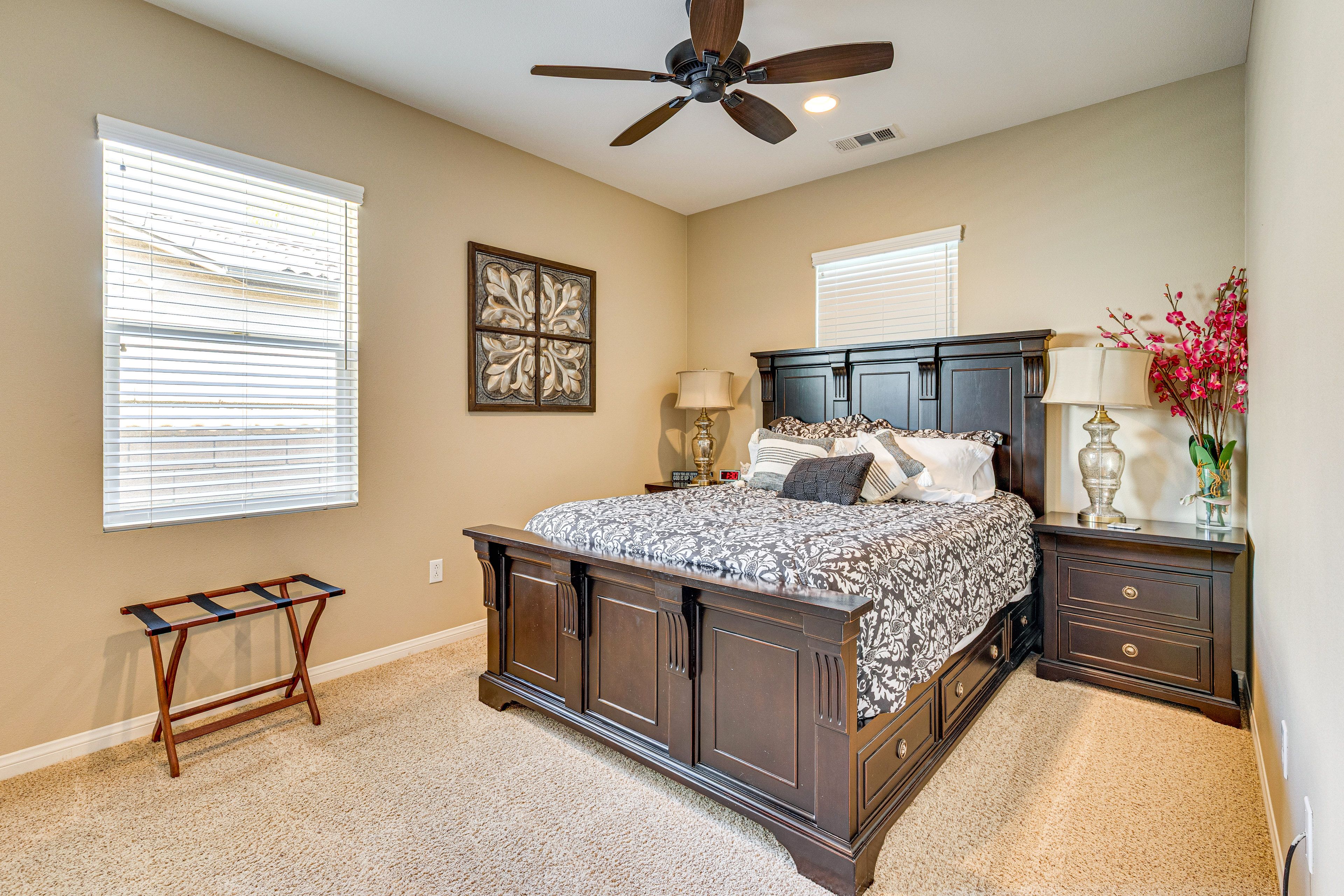 Bedroom 2 | Queen Bed