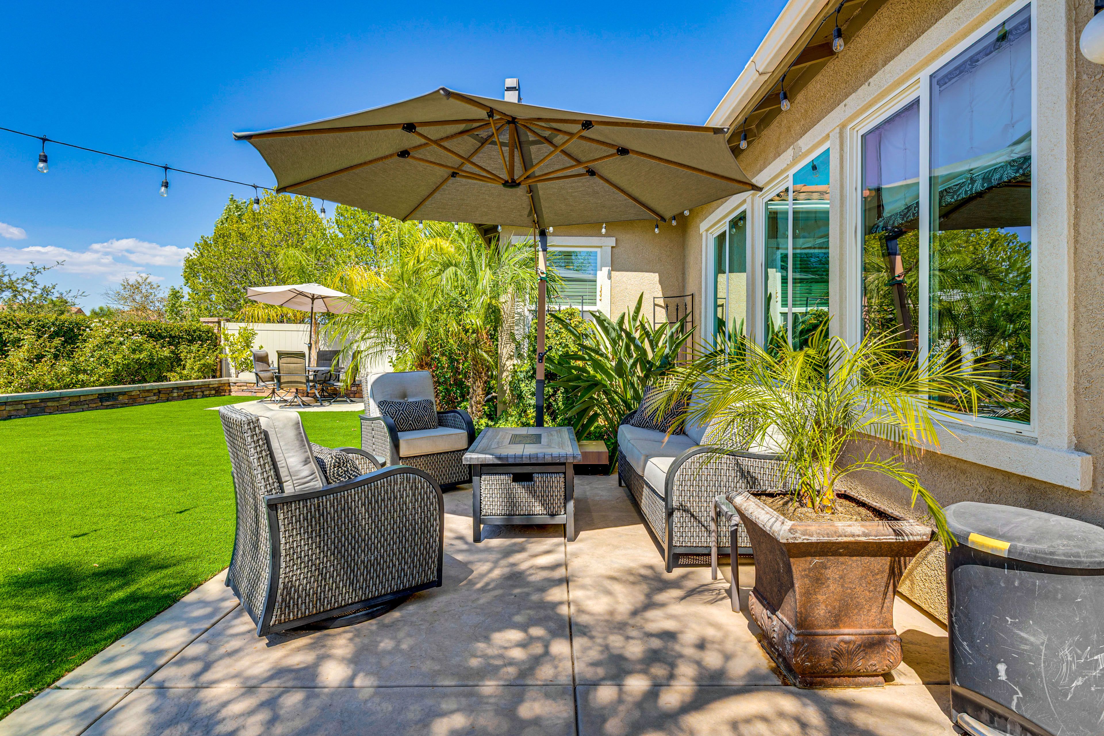 Furnished Patio | Gas Grill