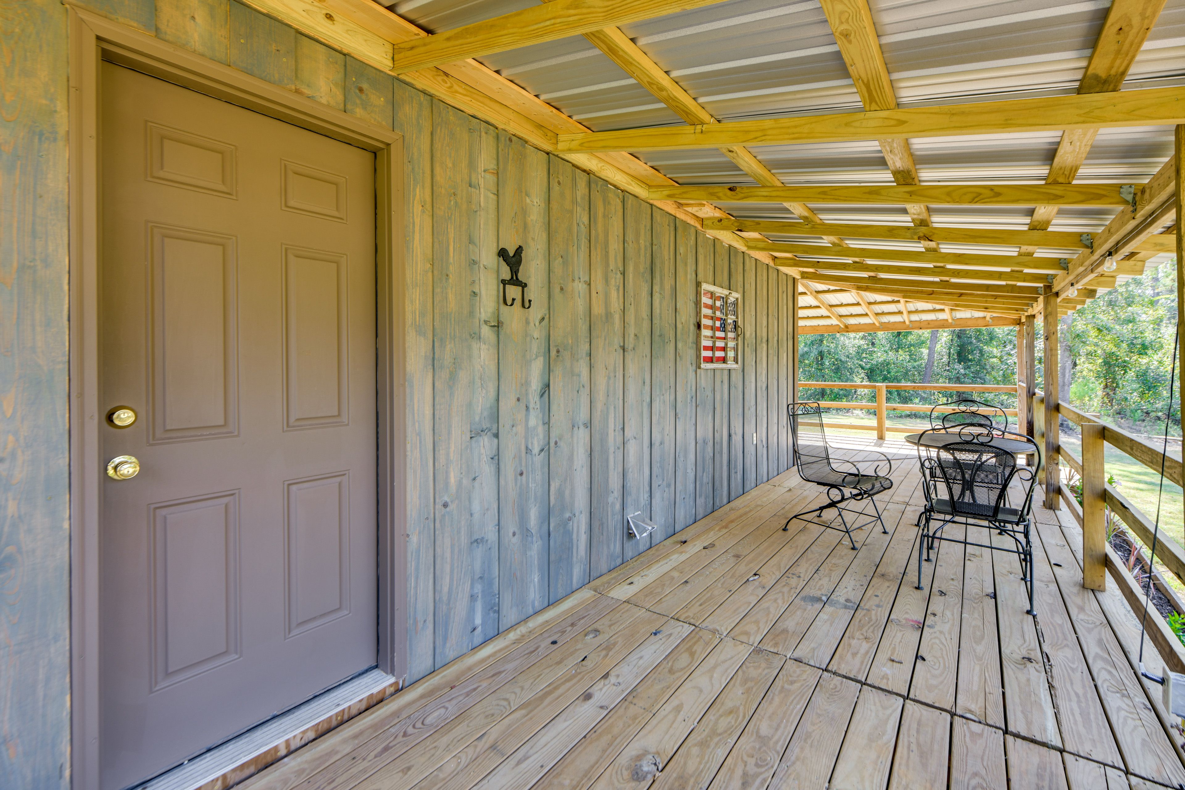 Cabin Exterior | Wraparound Porch | Dining Area