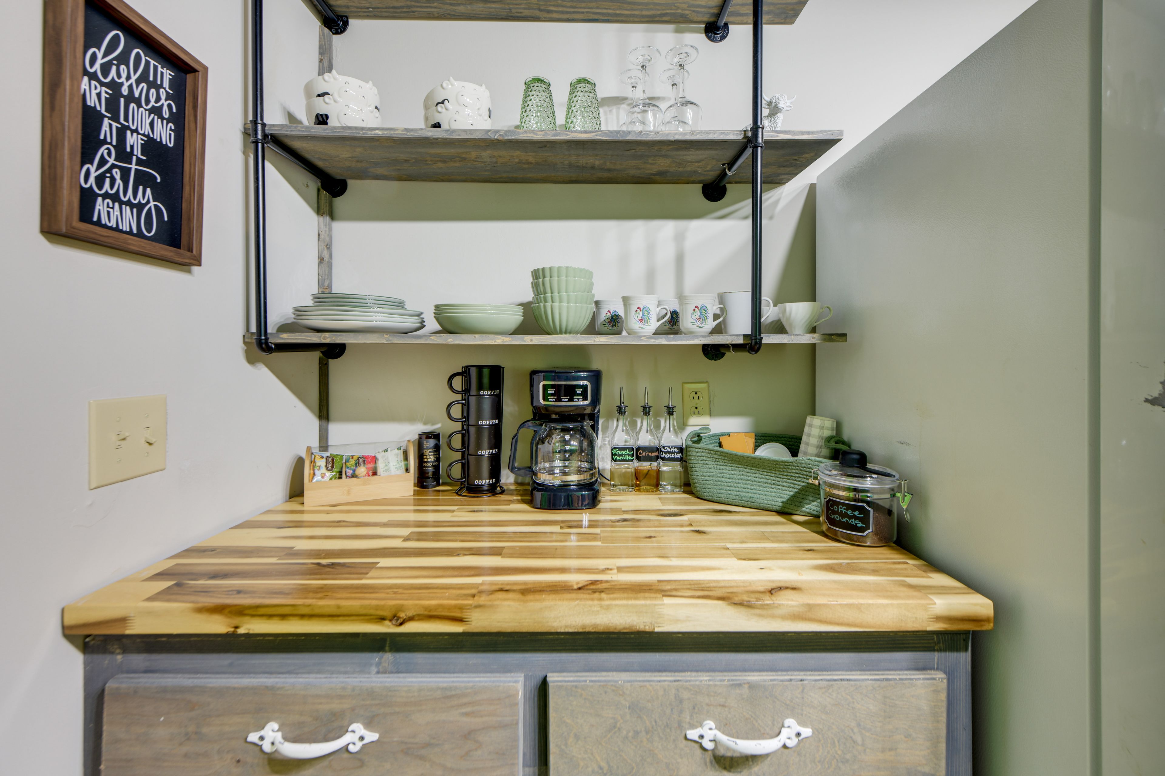 Coffee Bar | Main Floor