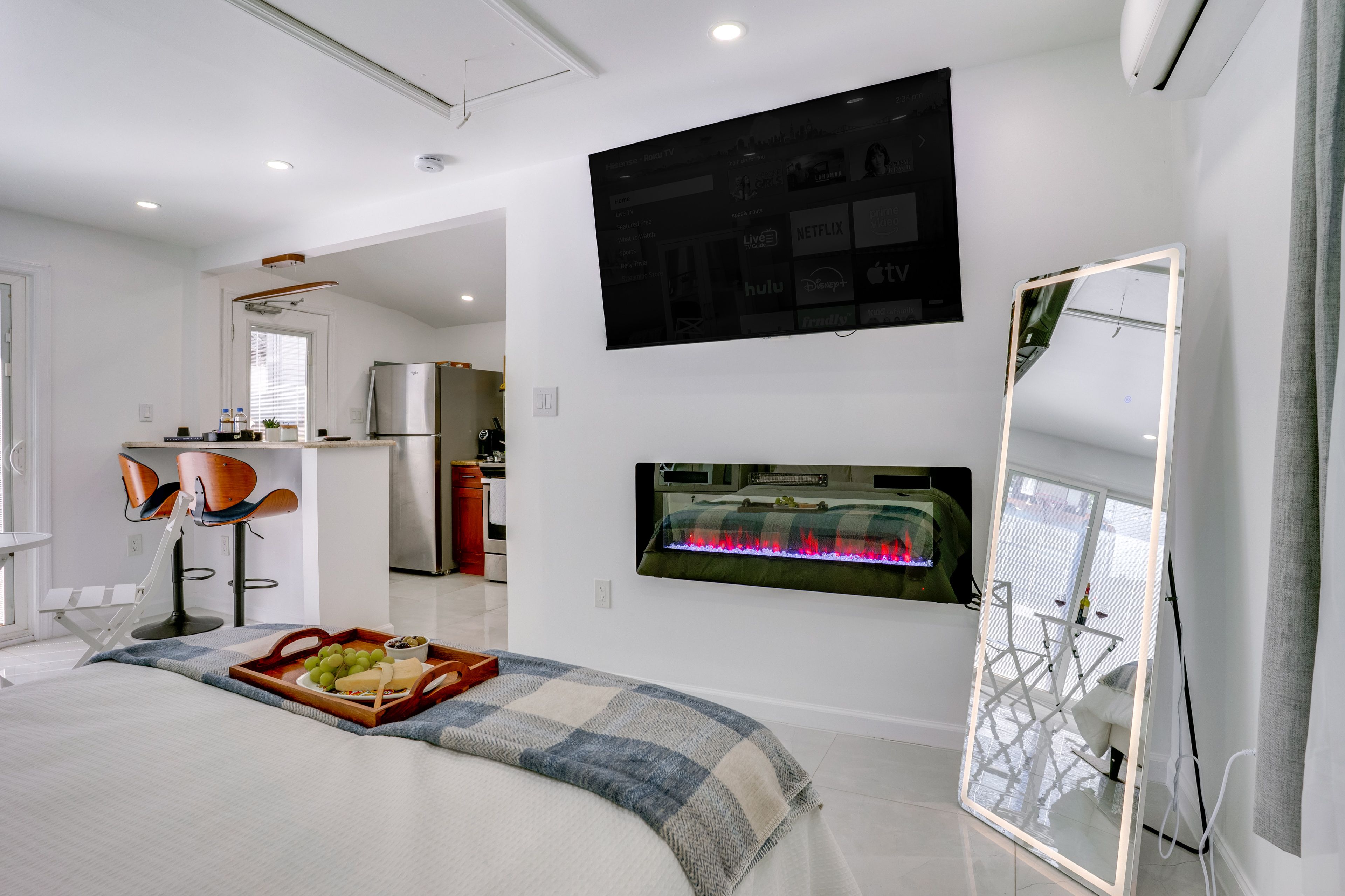 Studio Interior | Single Story | Smart TV | Free WiFi | Central A/C & Heat