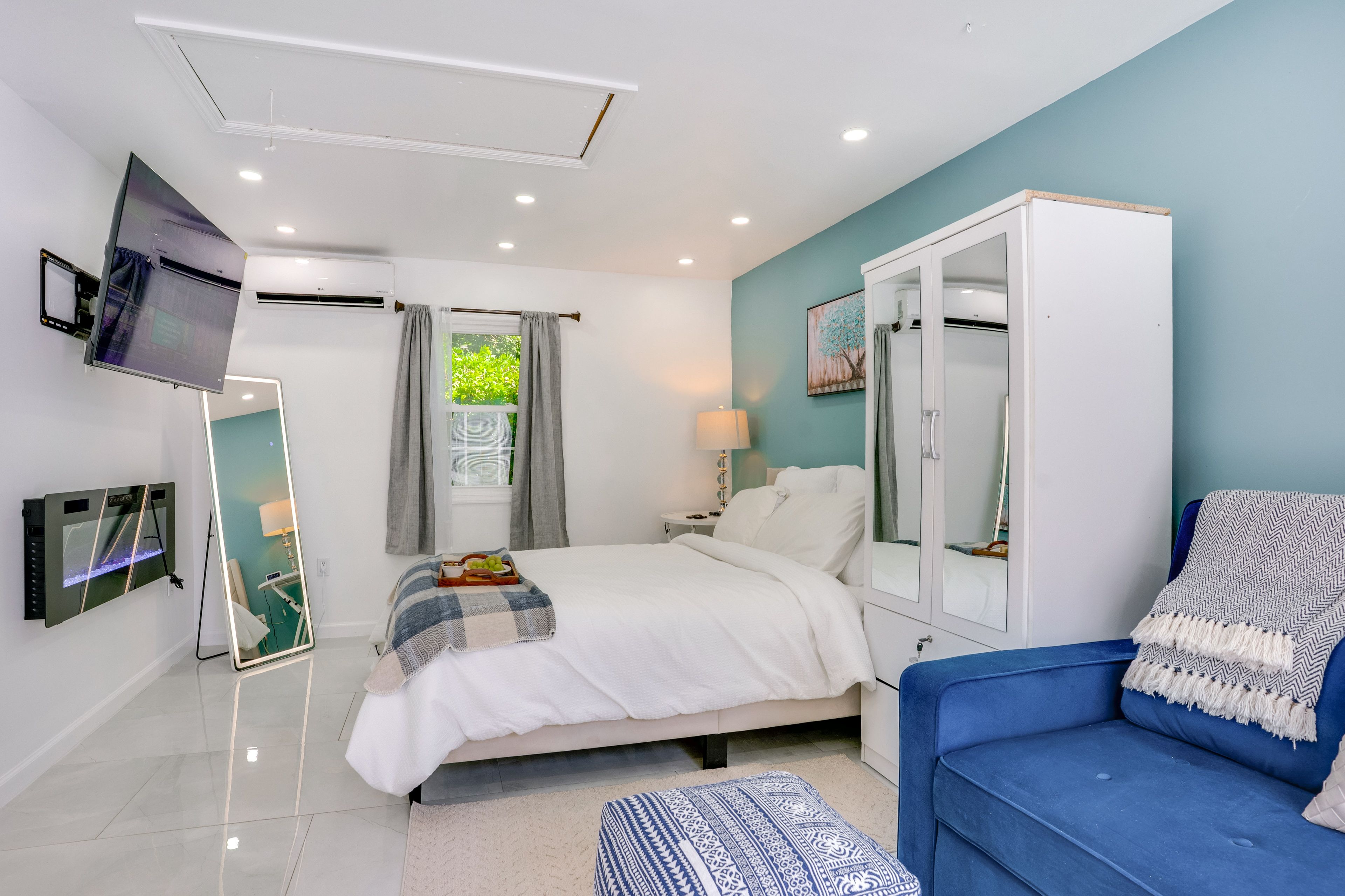 Studio Interior | Queen Bed | Linens Provided