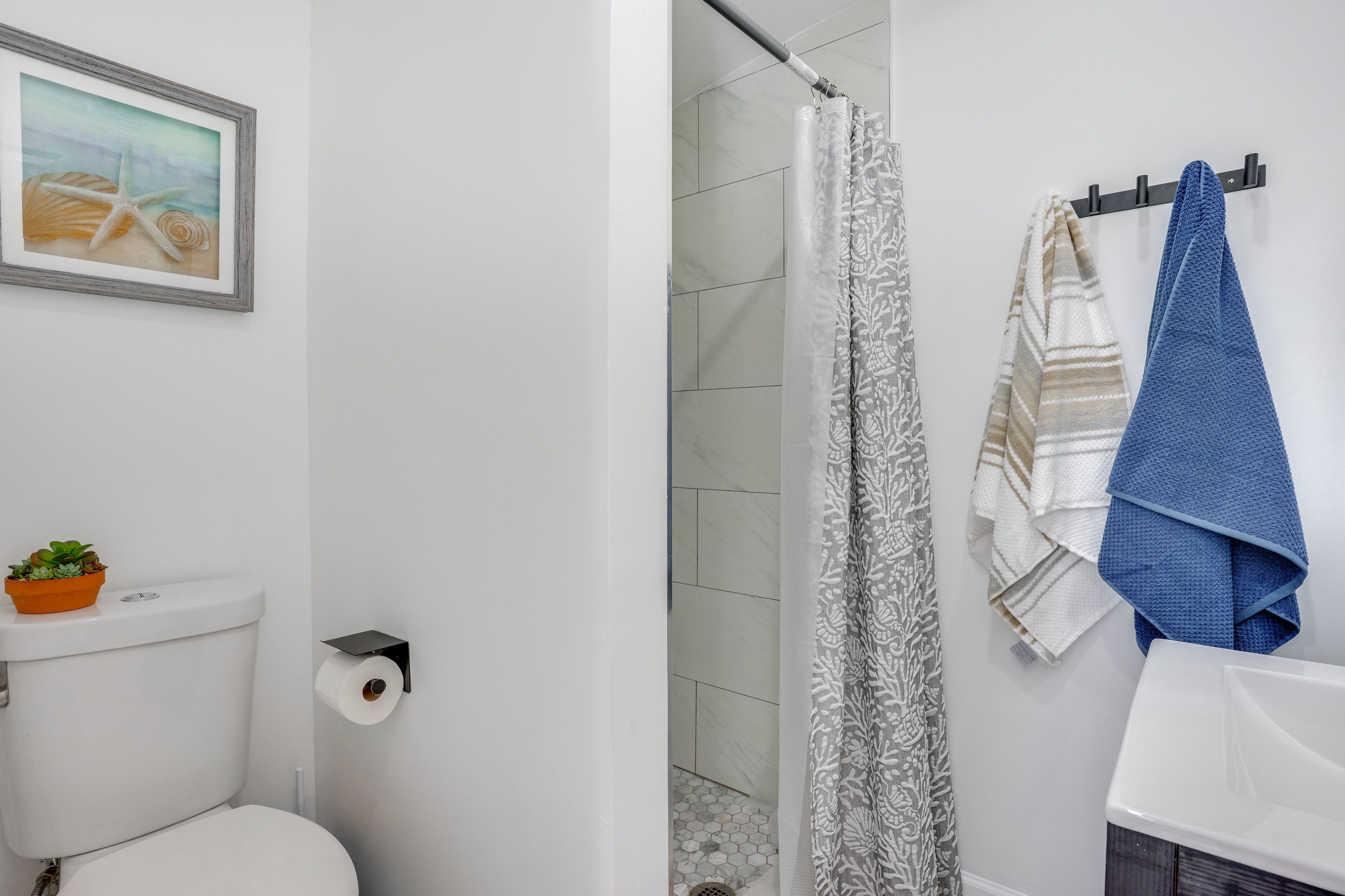 Bathroom | Towels Provided