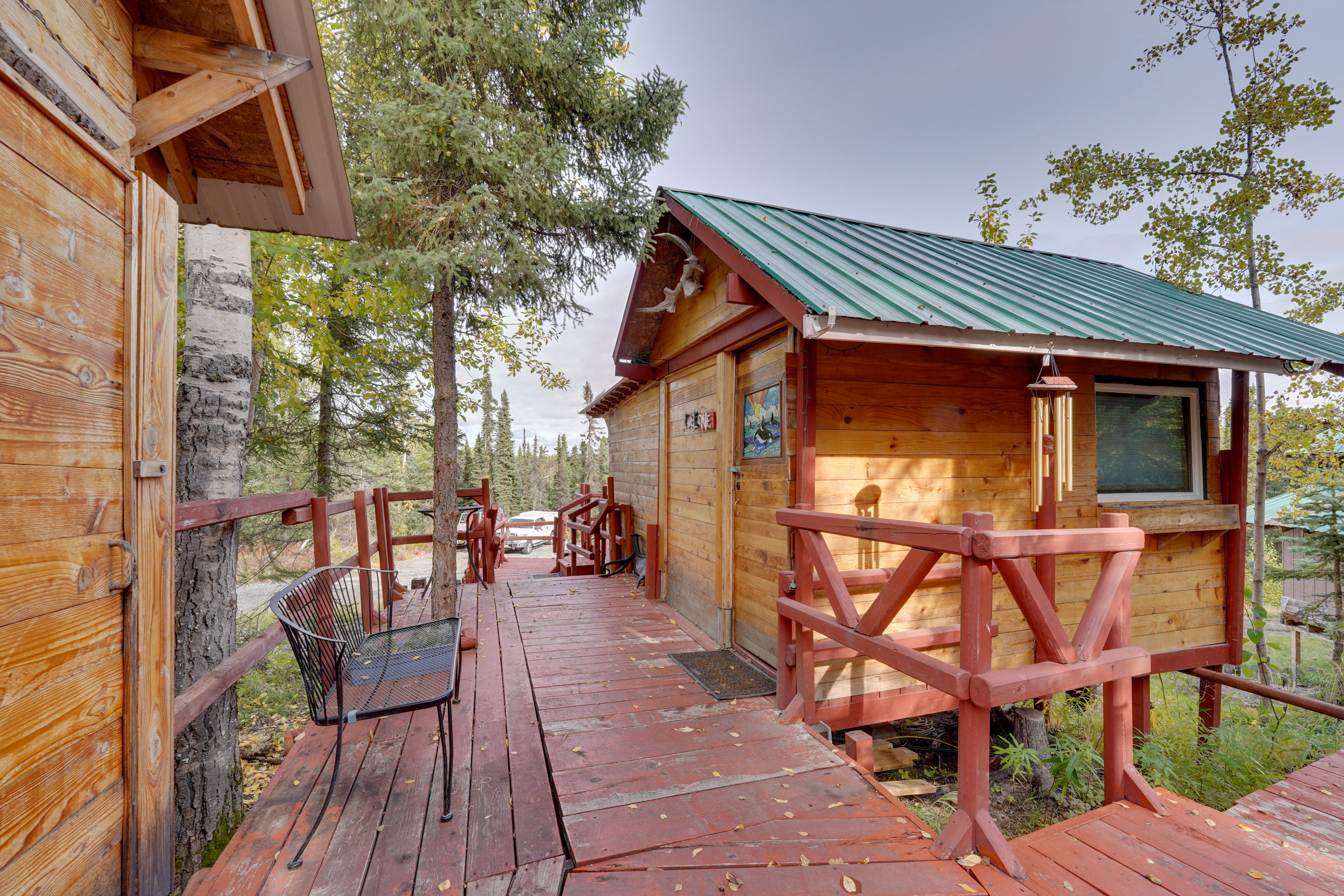 Cabin Exterior | Carport (1 Vehicle) | Driveway (1 Vehicle)