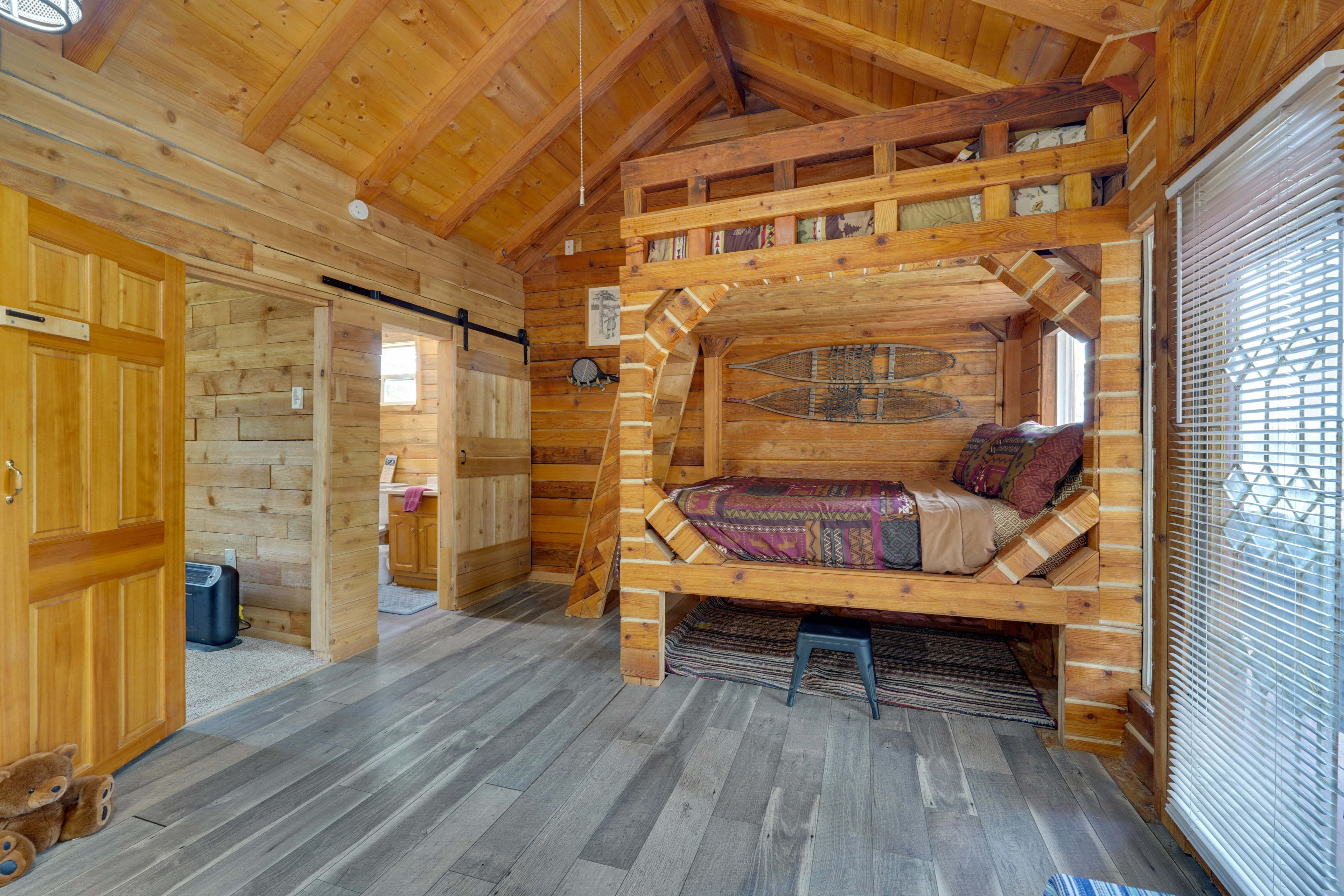 Common Area Sleeping Nook | Full Bunk Bed