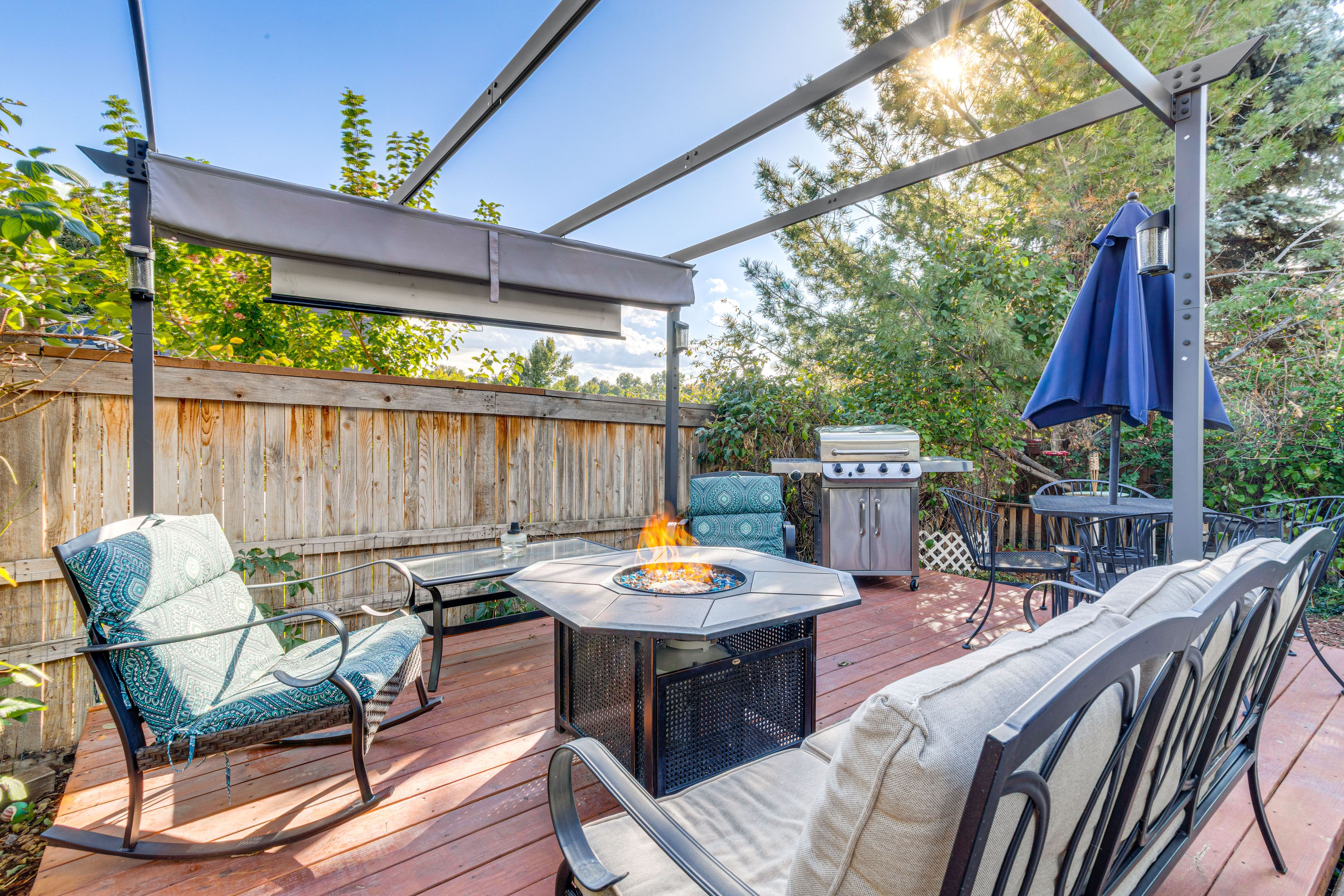 Aurora Vacation Rental | 4BR | 2.5BA | 2,800 Sq Ft | 2 Steps Required